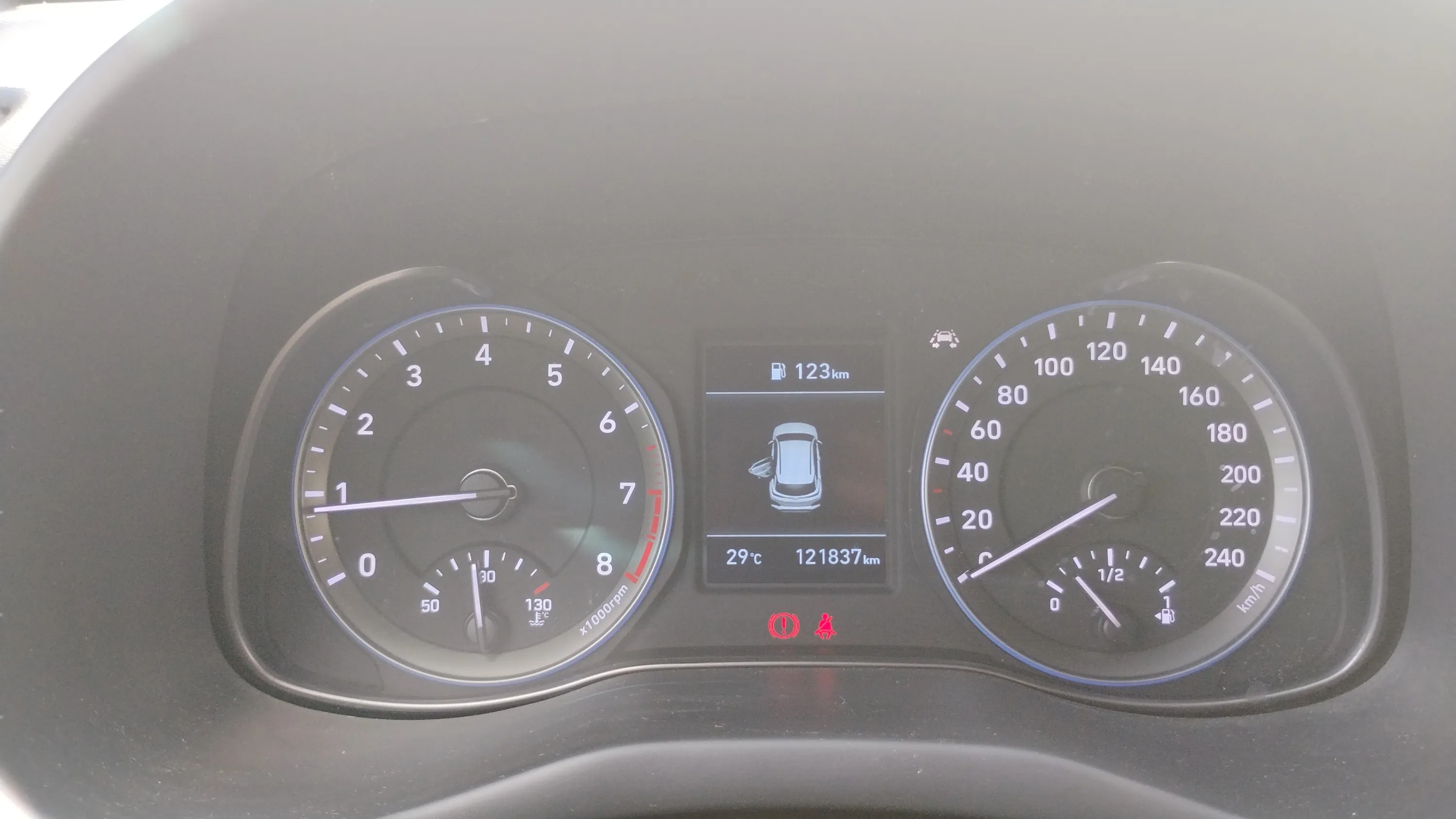 Hyundai Kona 1.0 T-GDi Essence 4x2 - foto 9