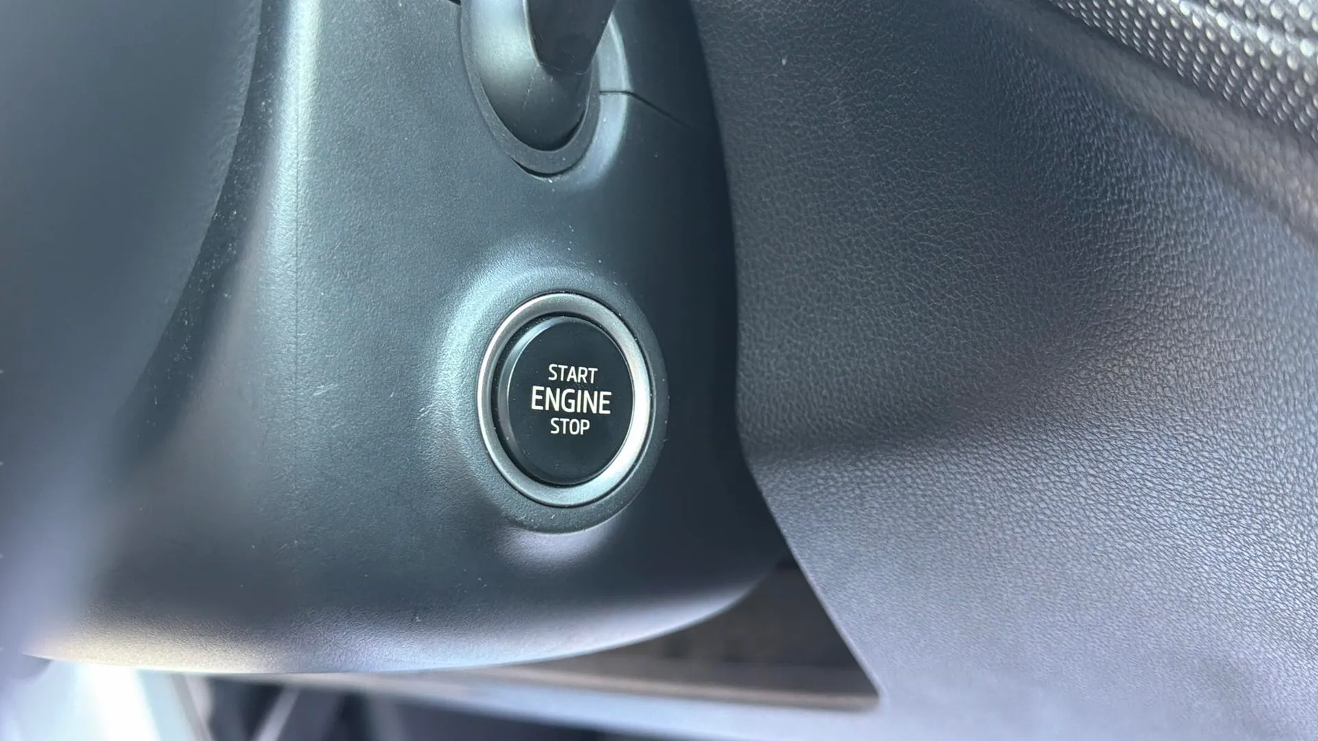 Škoda Fabia 1.0 TSI Selection - foto 24