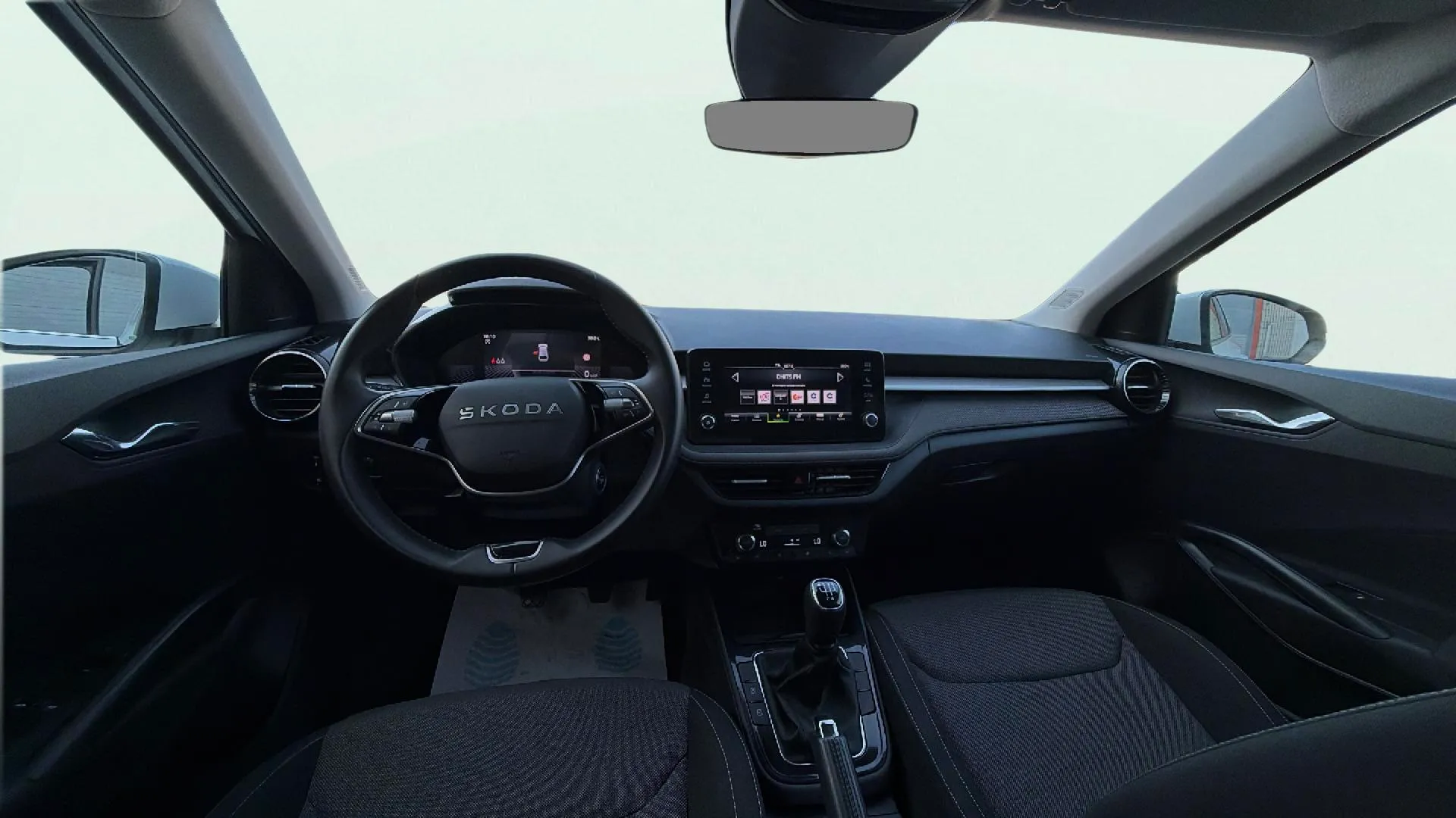 Škoda Fabia 1.0 TSI Selection - foto 13