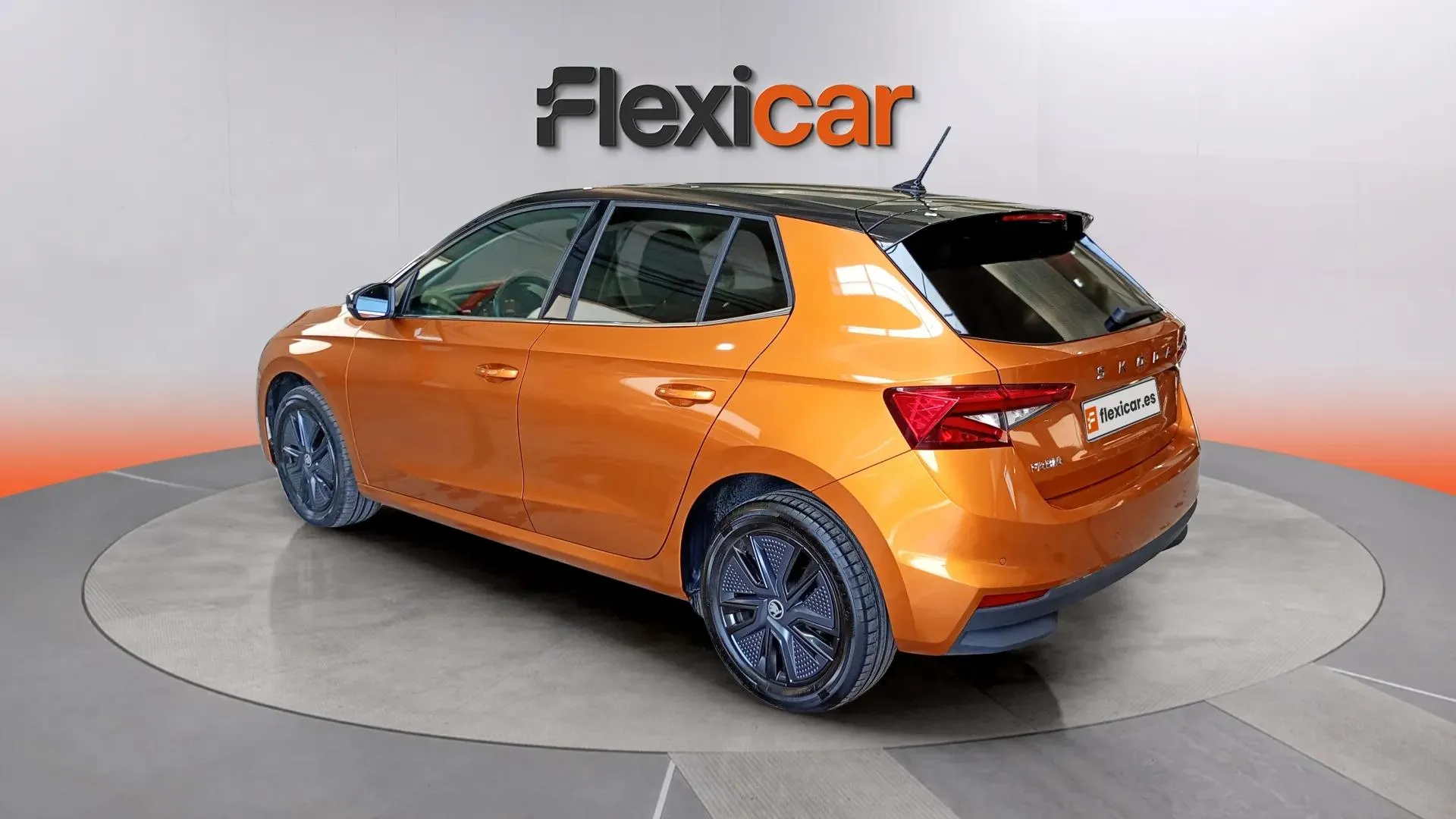 Škoda Fabia 1.0 TSI DSG Selection - foto 7