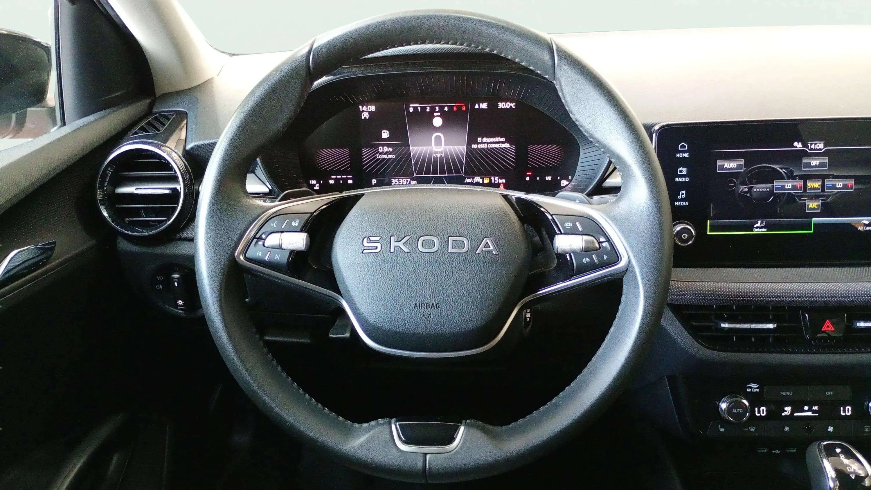 Škoda Fabia 1.0 TSI DSG Selection - foto 11