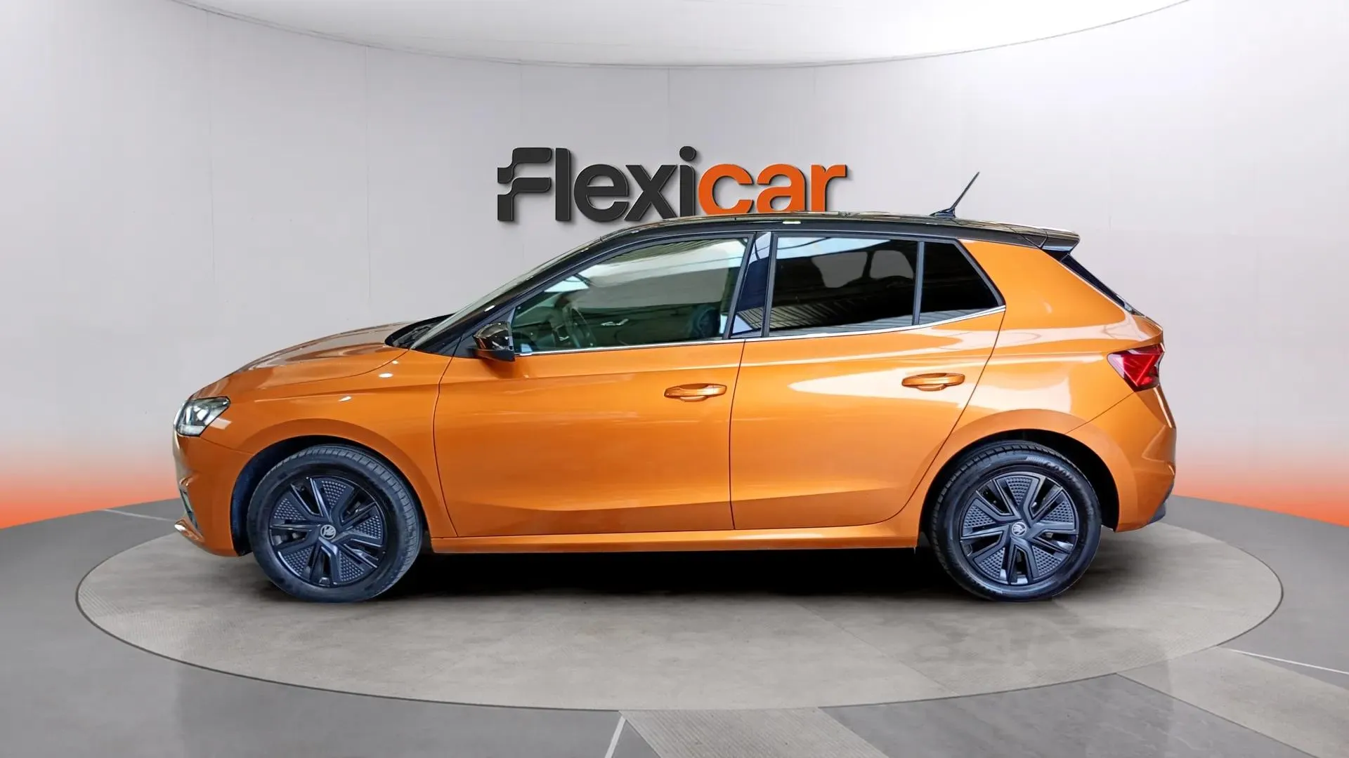 Škoda Fabia 1.0 TSI DSG Selection - foto 6