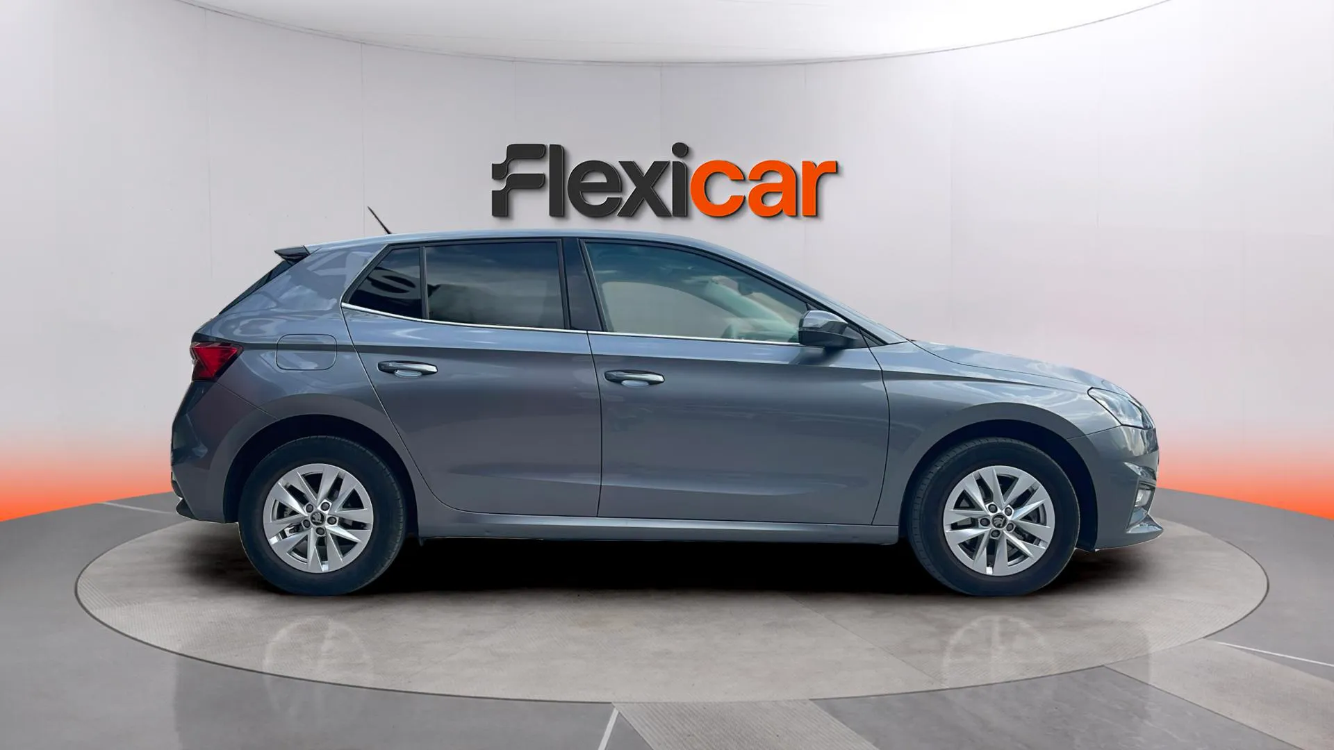 Škoda Fabia 1.0 TSI DSG Selection - foto 4