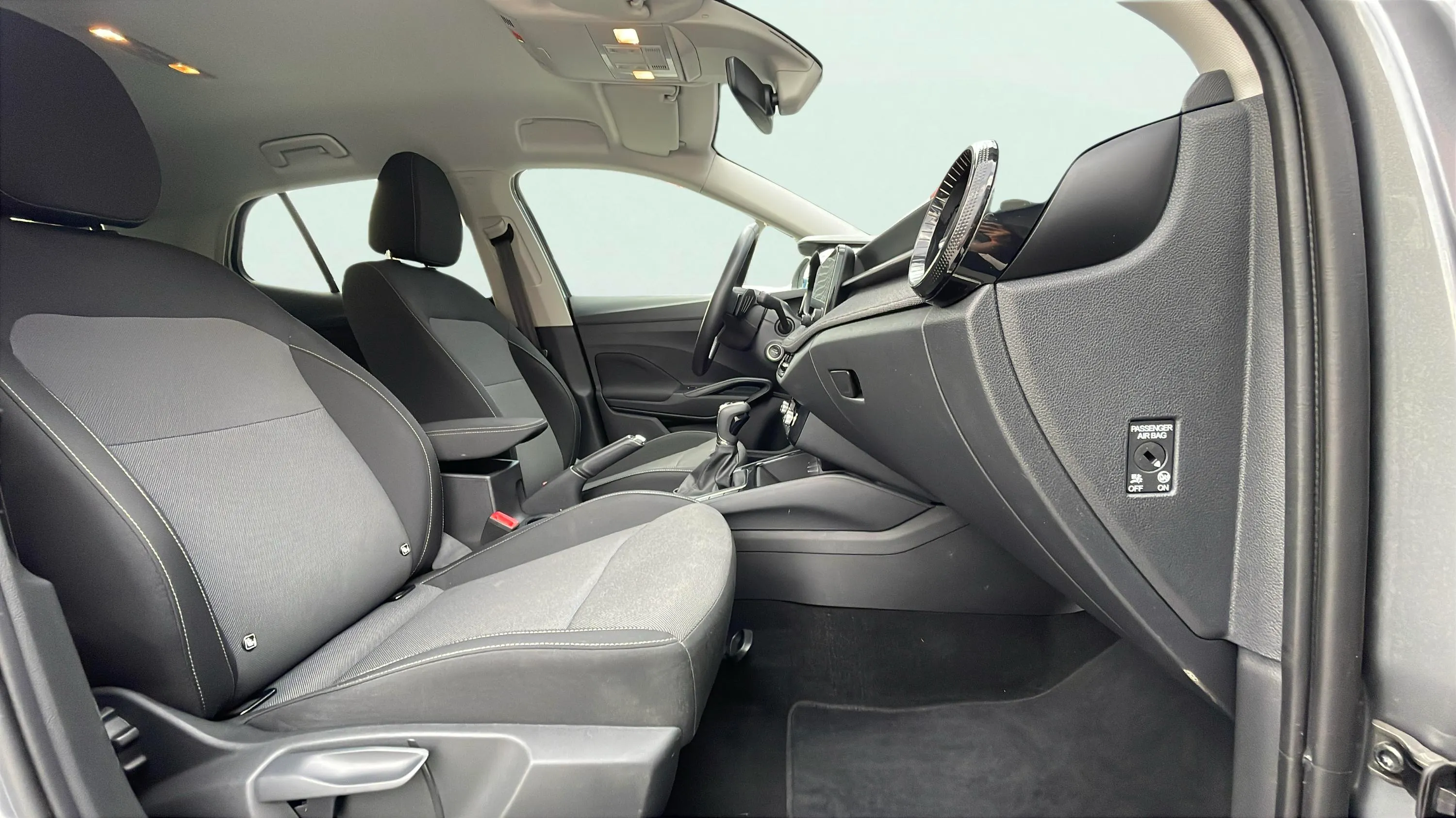 Škoda Fabia 1.0 TSI DSG Selection - foto 11
