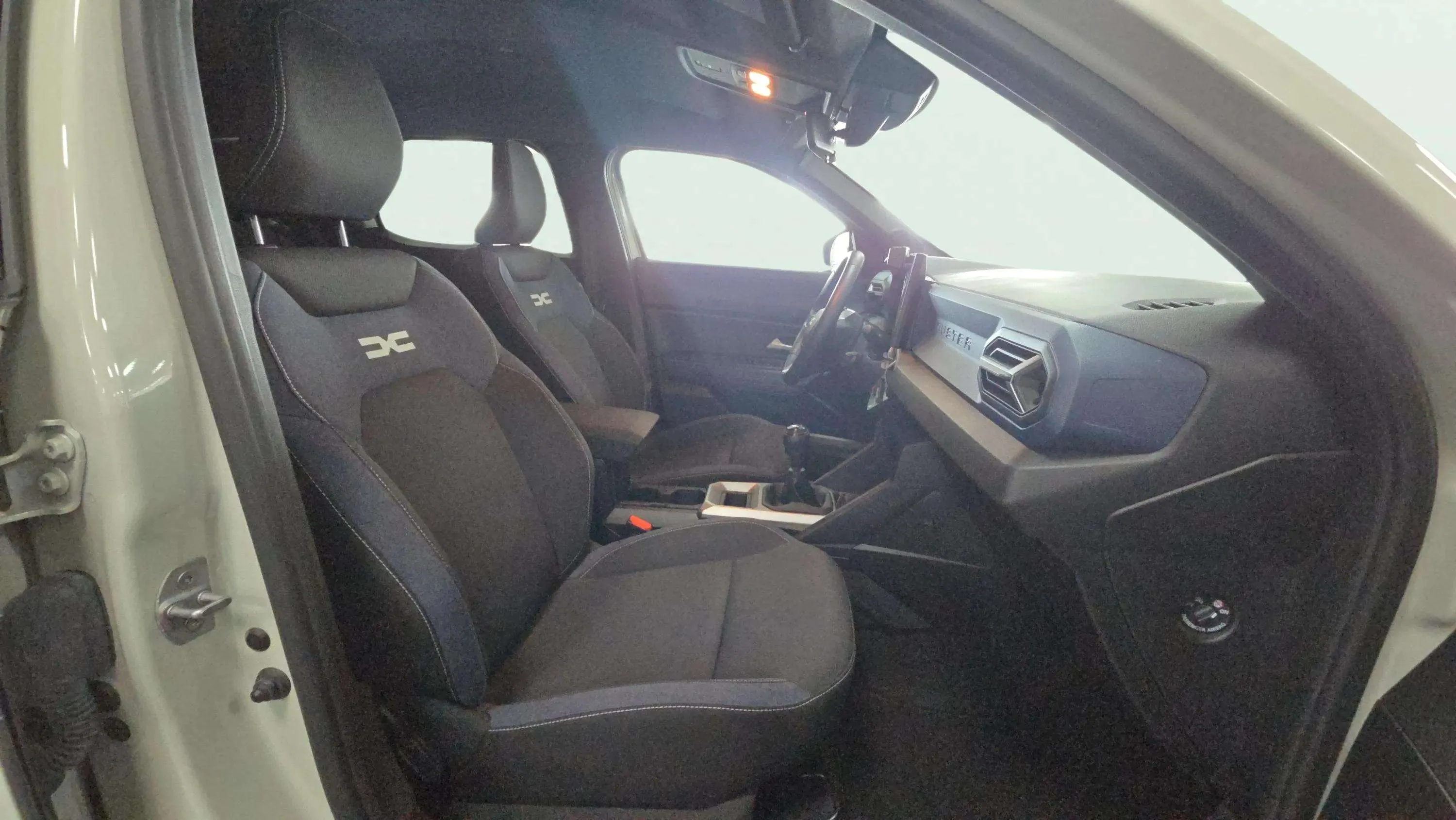 Dacia Duster Journey TCe 48v 4x2 - foto 15