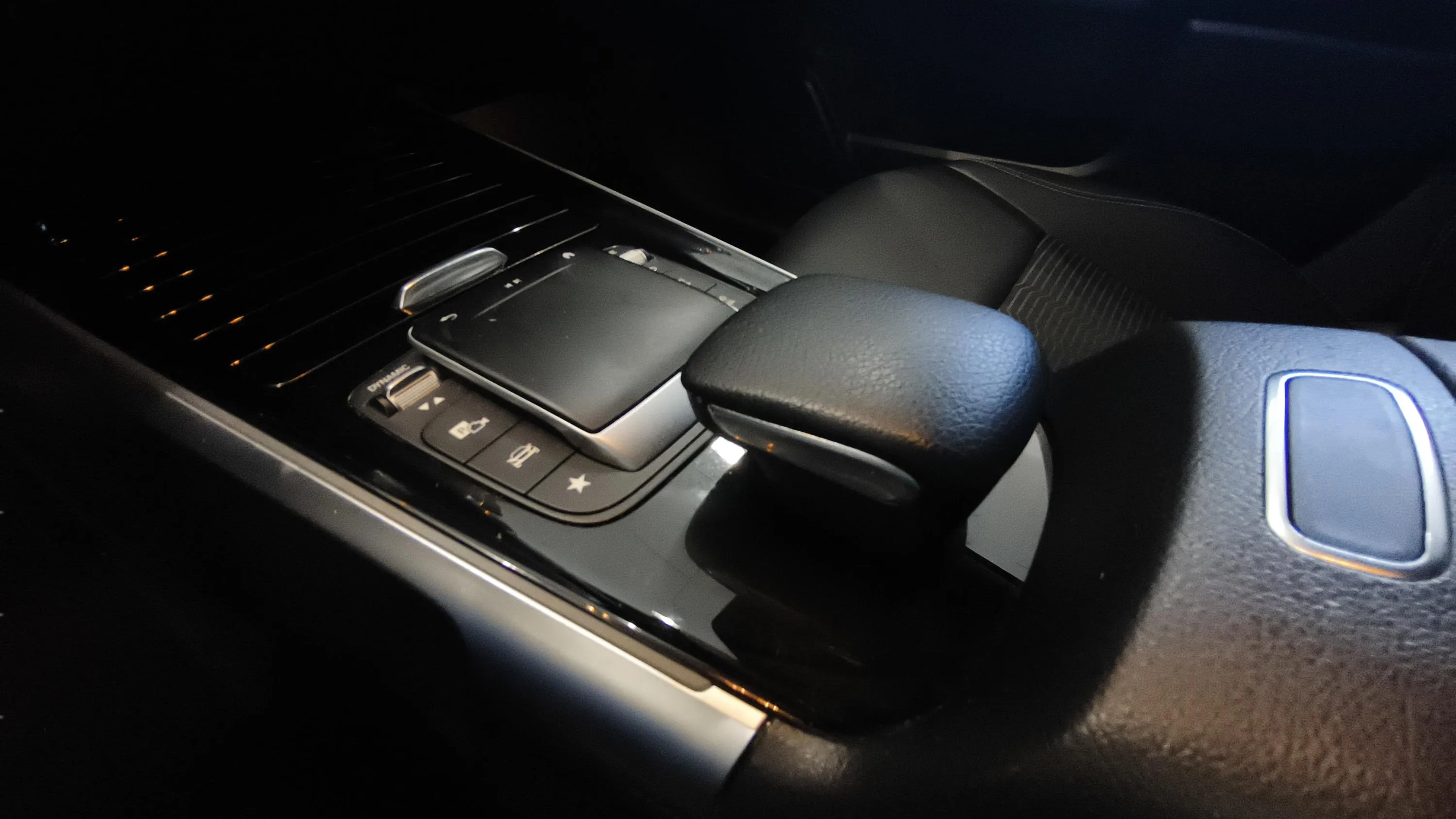 Mercedes-Benz GLB 2.0 GLB 200 D DCT - foto 14