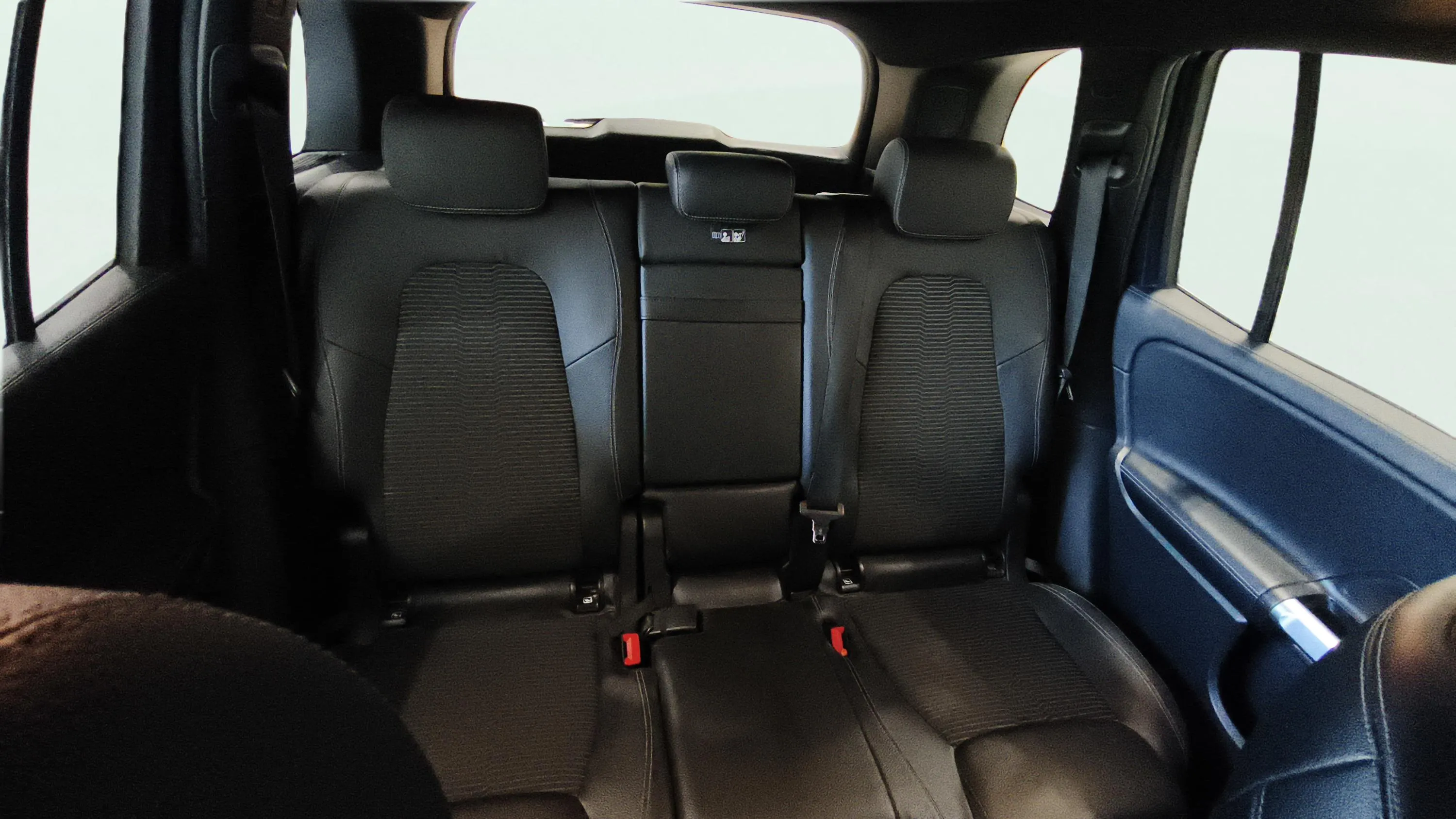 Mercedes-Benz GLB 2.0 GLB 200 D DCT - foto 8