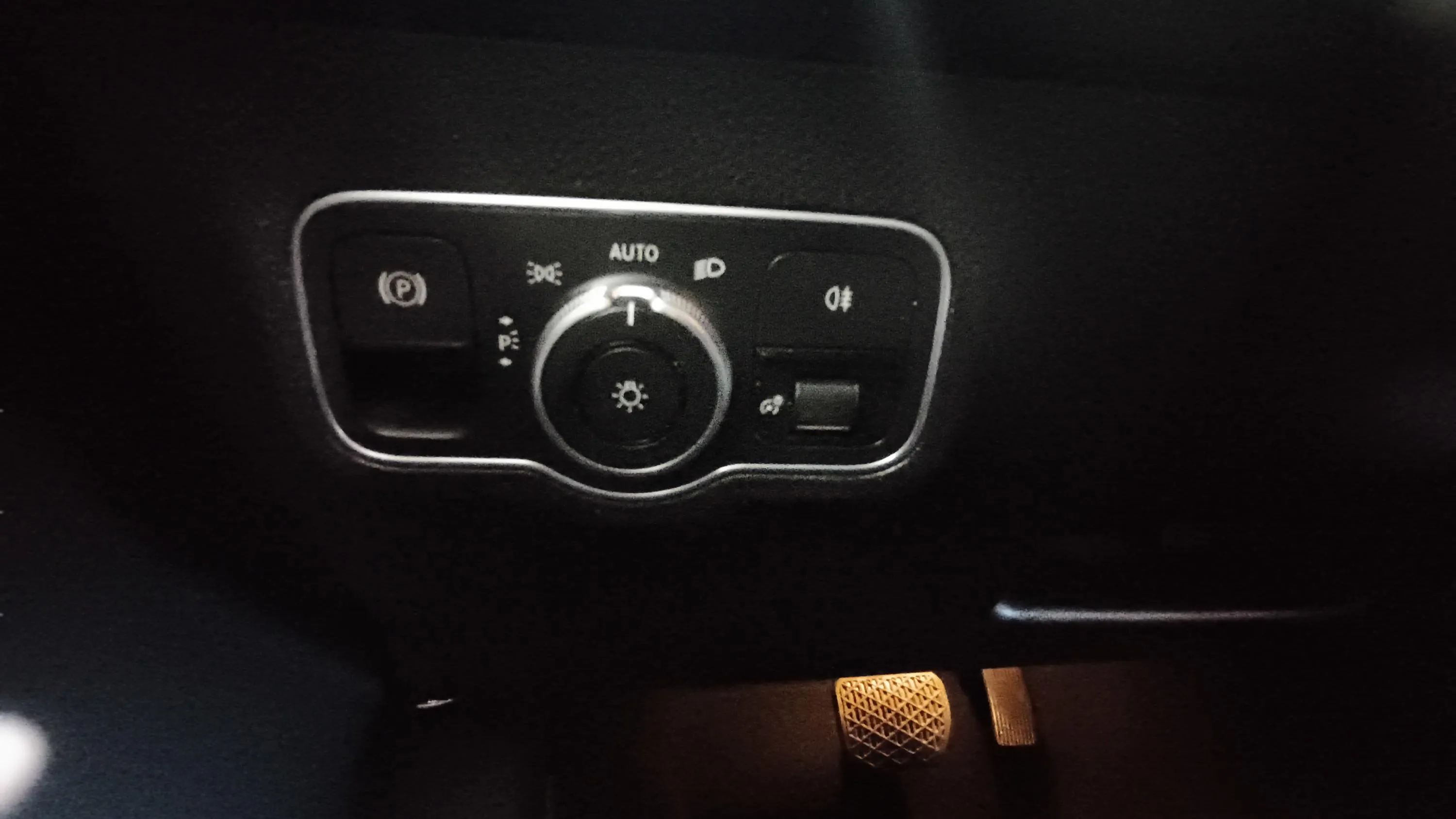 Mercedes-Benz GLB 2.0 GLB 200 D DCT - foto 19