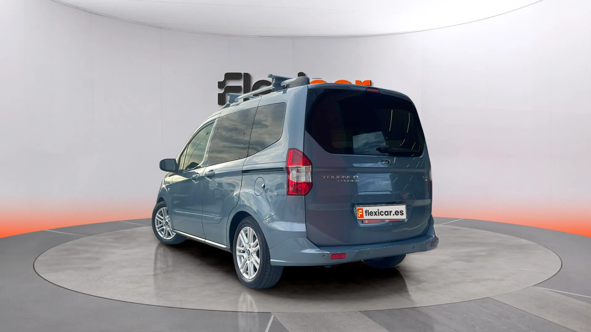 Ford Tourneo Courier 1.0 EcoBoost Ambiente - foto 6