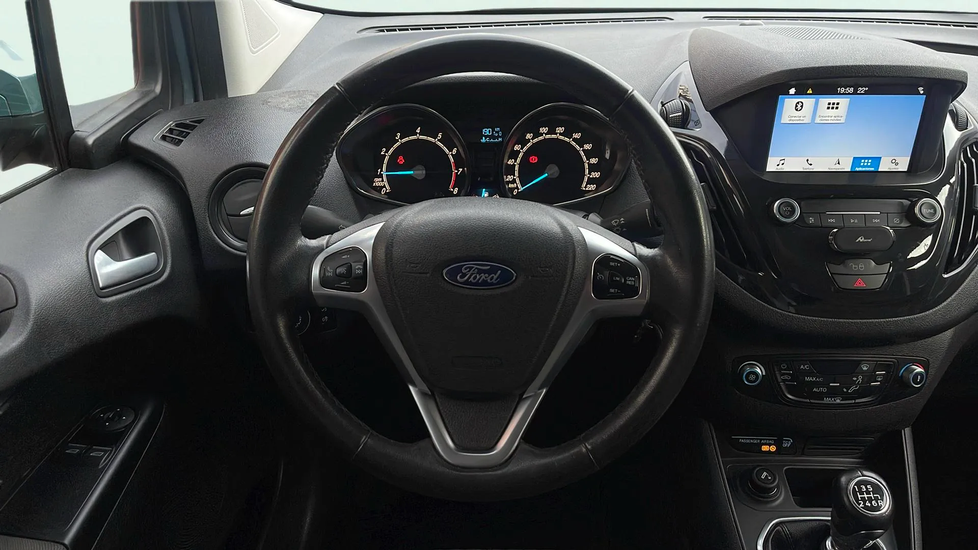 Ford Tourneo Courier 1.0 EcoBoost Ambiente - foto 10
