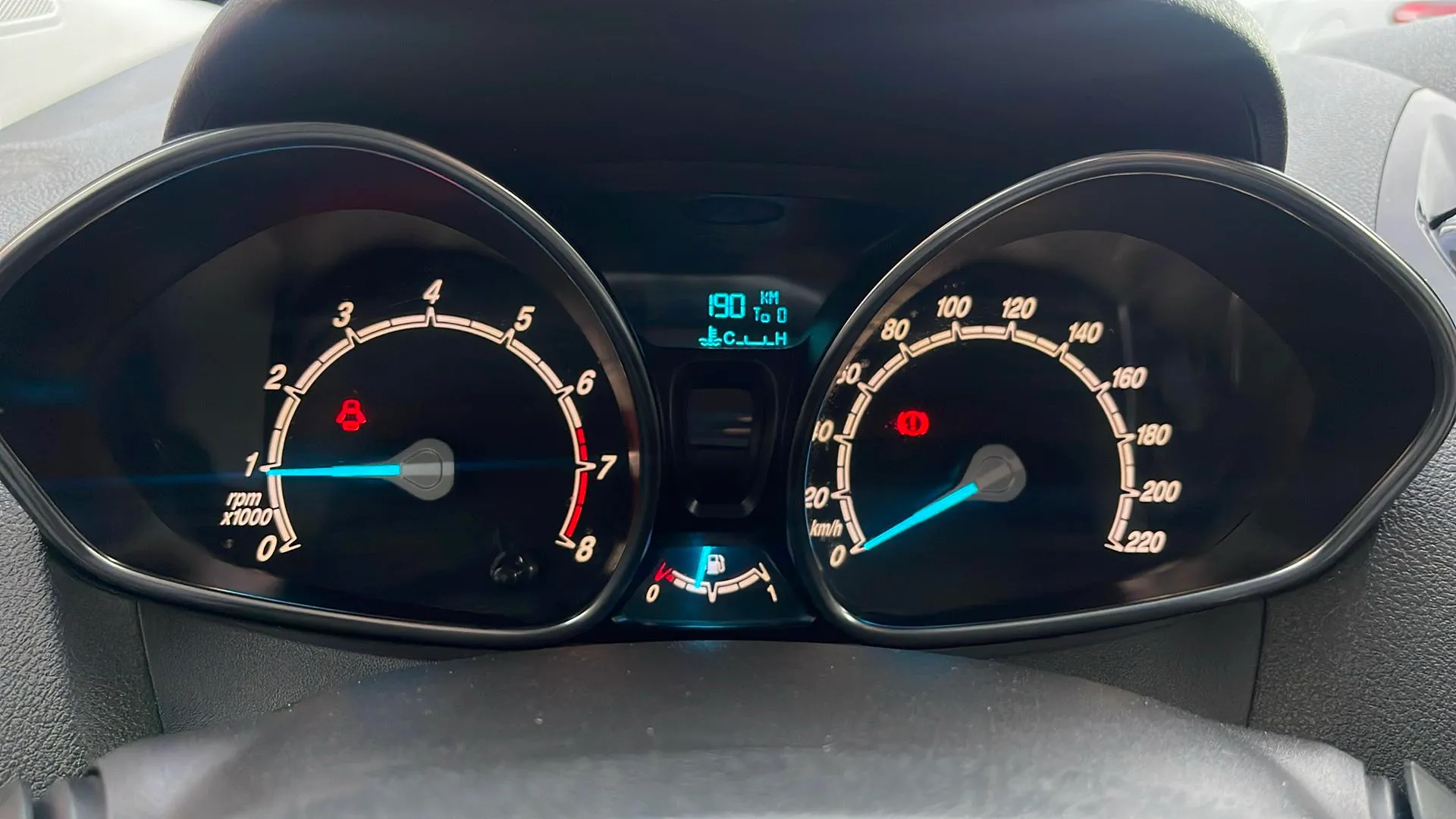 Ford Tourneo Courier 1.0 EcoBoost Ambiente - foto 12