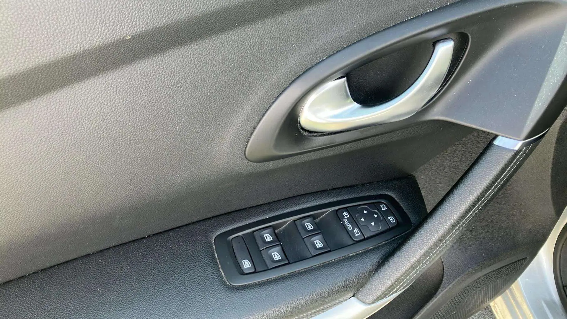 Renault Kadjar Business TCe GPF - foto 18