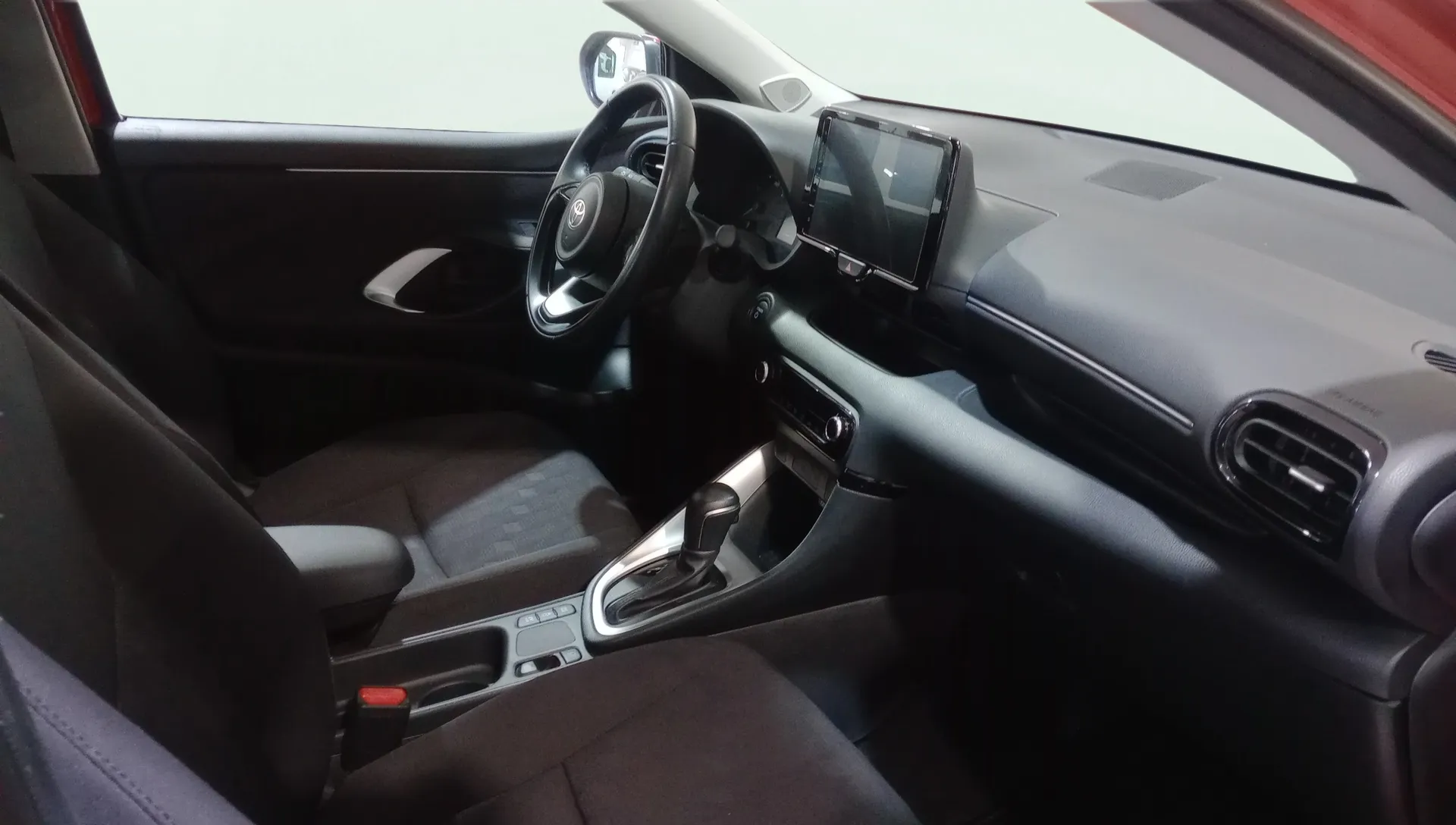 Toyota Yaris Active Plus 1.5 Hybrid AUT - foto 7