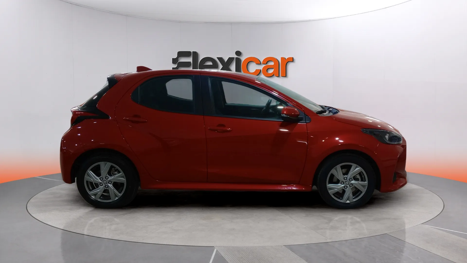 Toyota Yaris Active Plus 1.5 Hybrid AUT - foto 3