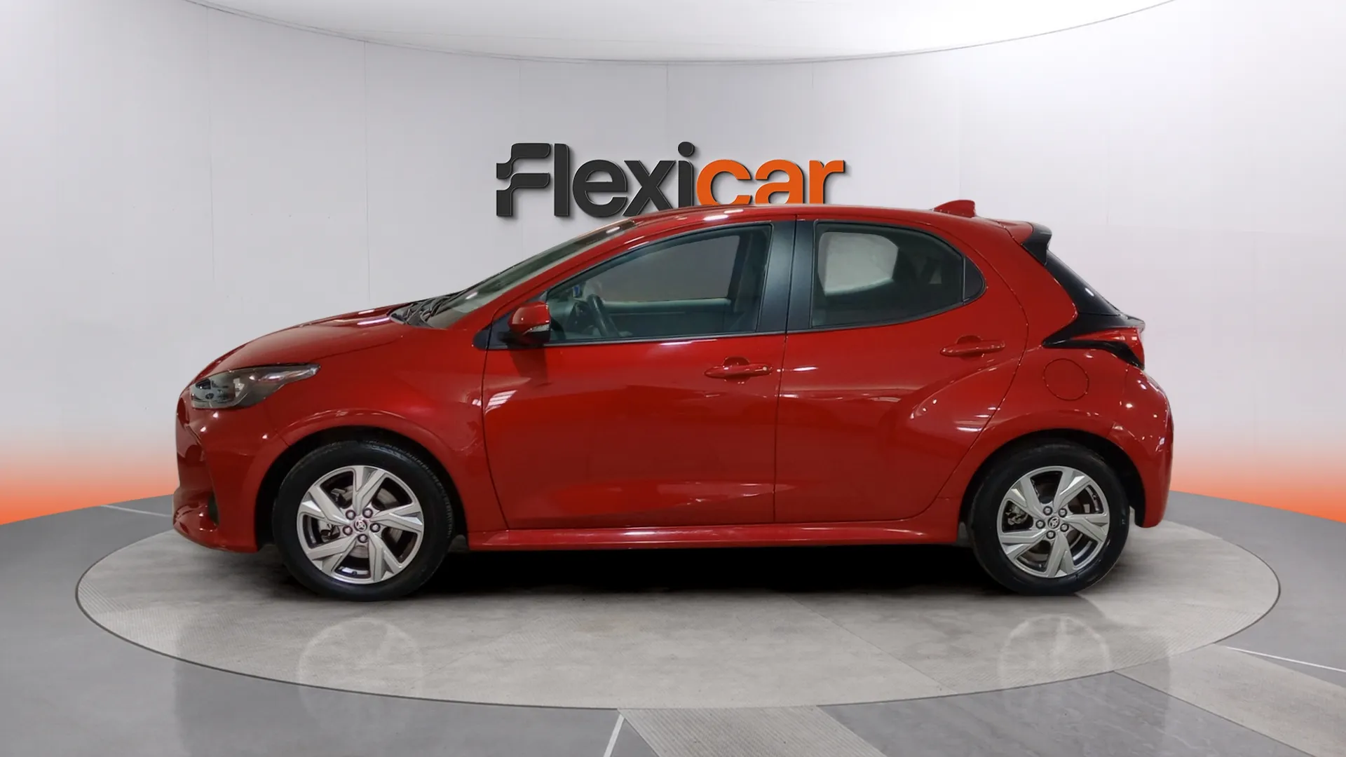 Toyota Yaris Active Plus 1.5 Hybrid AUT - foto 4