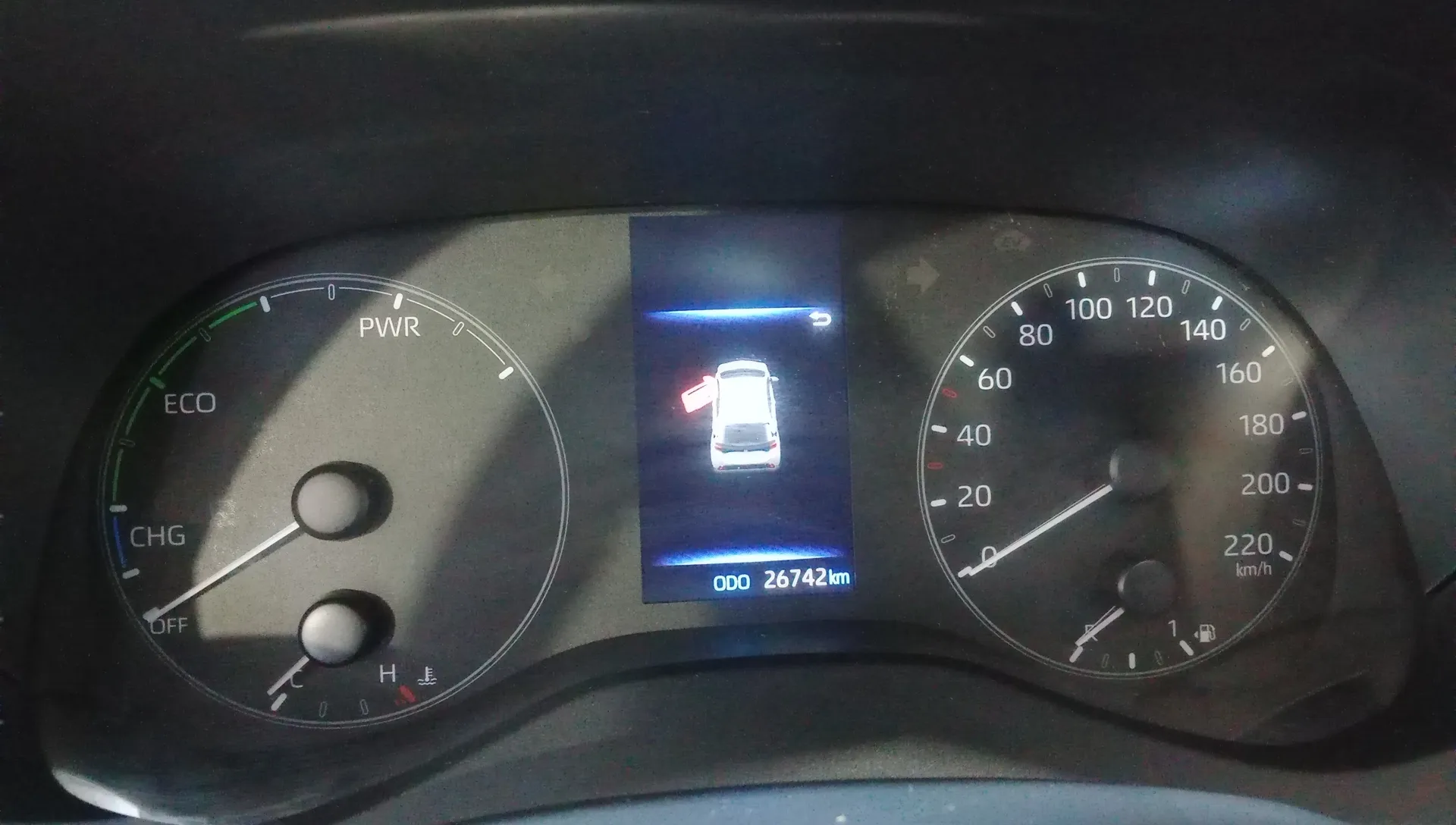 Toyota Yaris Active Plus 1.5 Hybrid AUT - foto 12