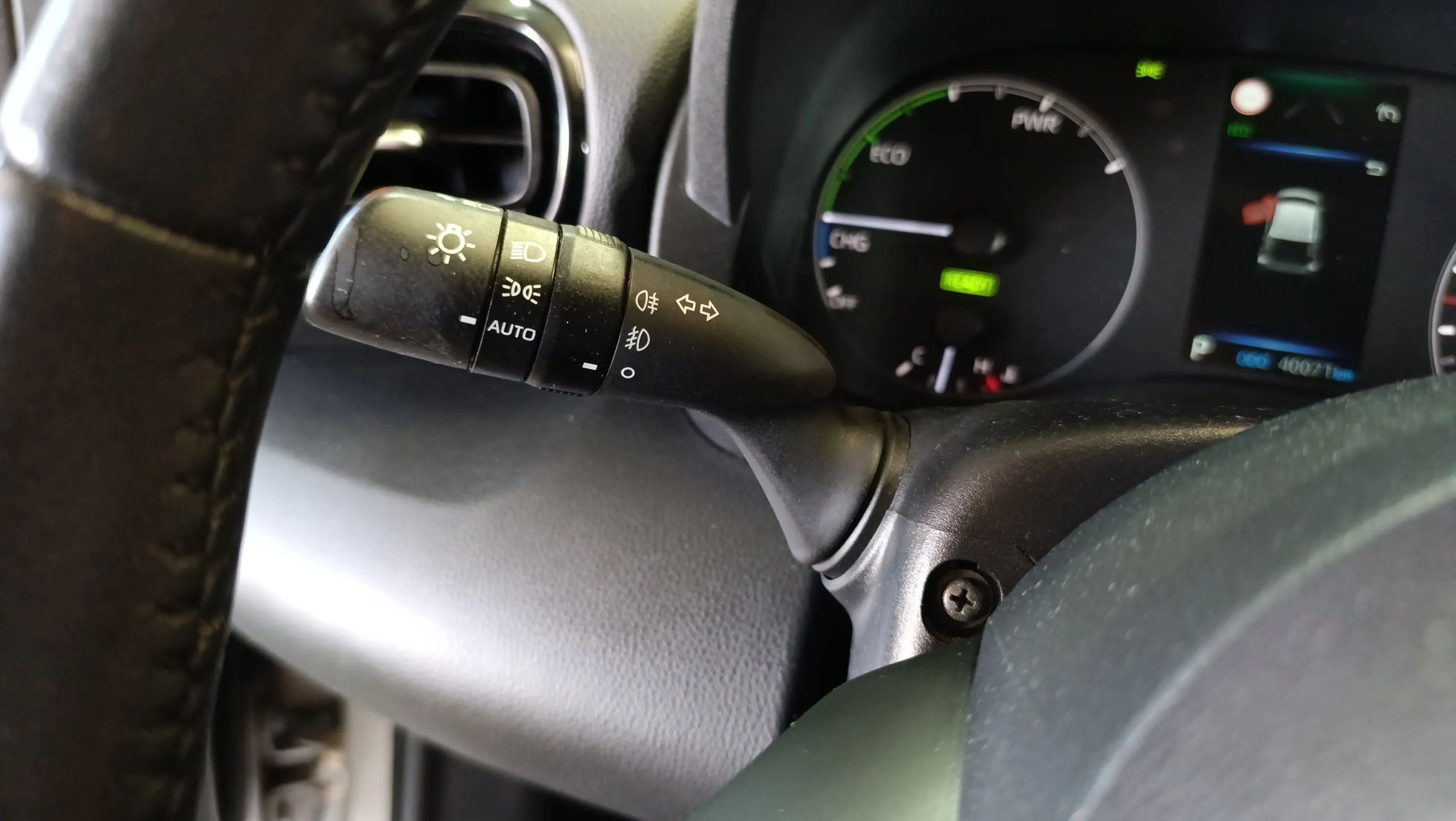Toyota Yaris 1.5 120H Active Plus - foto 12