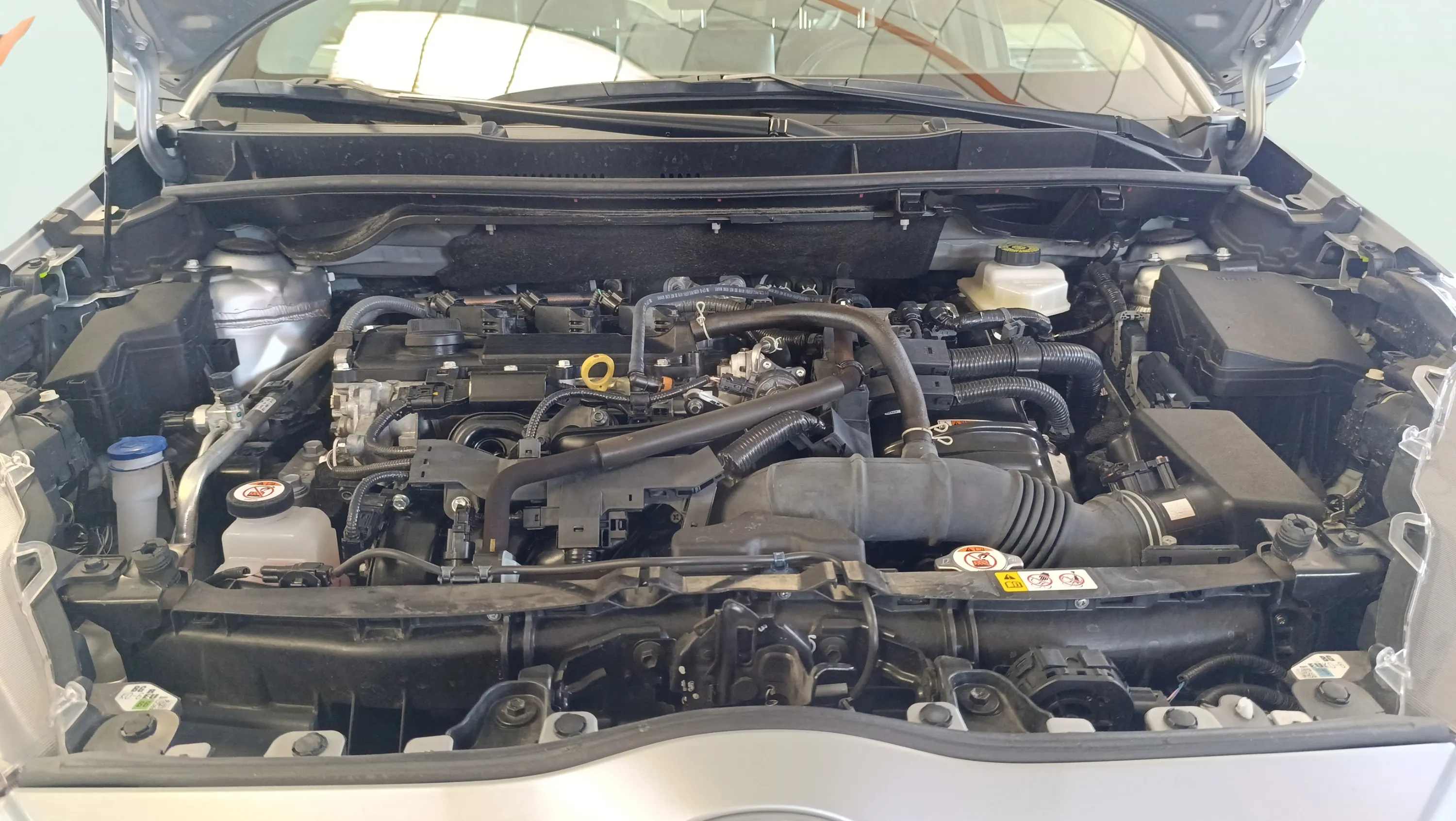 Toyota Yaris Active Plus 1.5 Hybrid AUT - foto 34