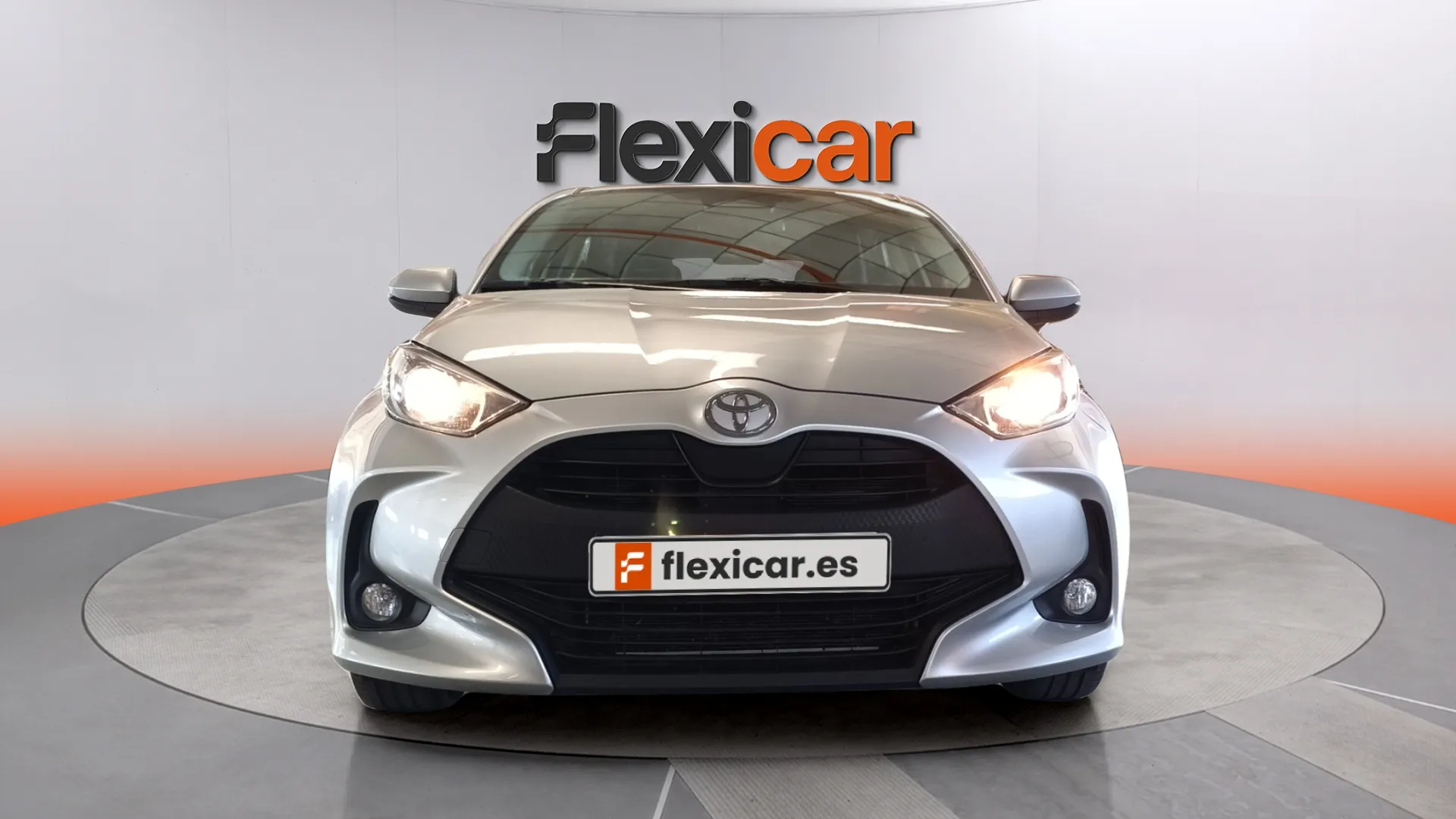 Toyota Yaris Active Plus 1.5 Hybrid AUT - foto 8