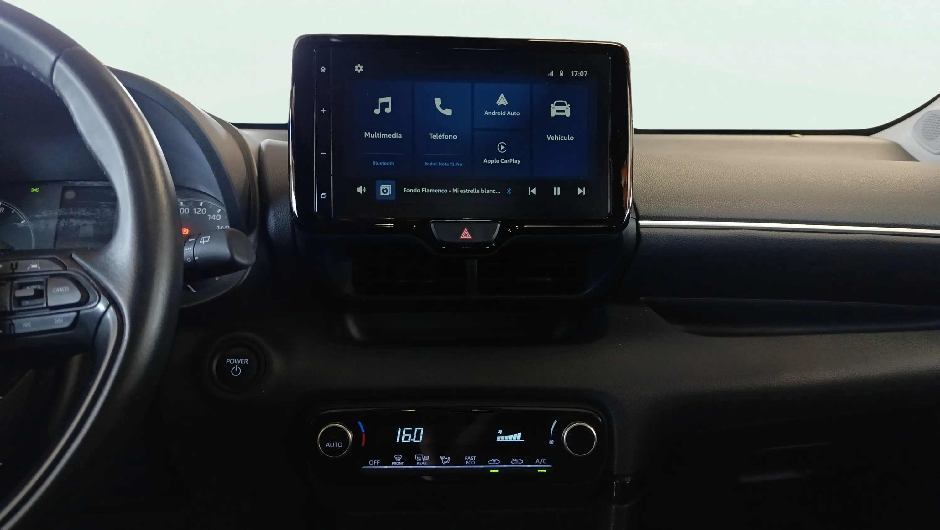 Toyota Yaris Active Plus 1.5 Hybrid AUT - foto 17