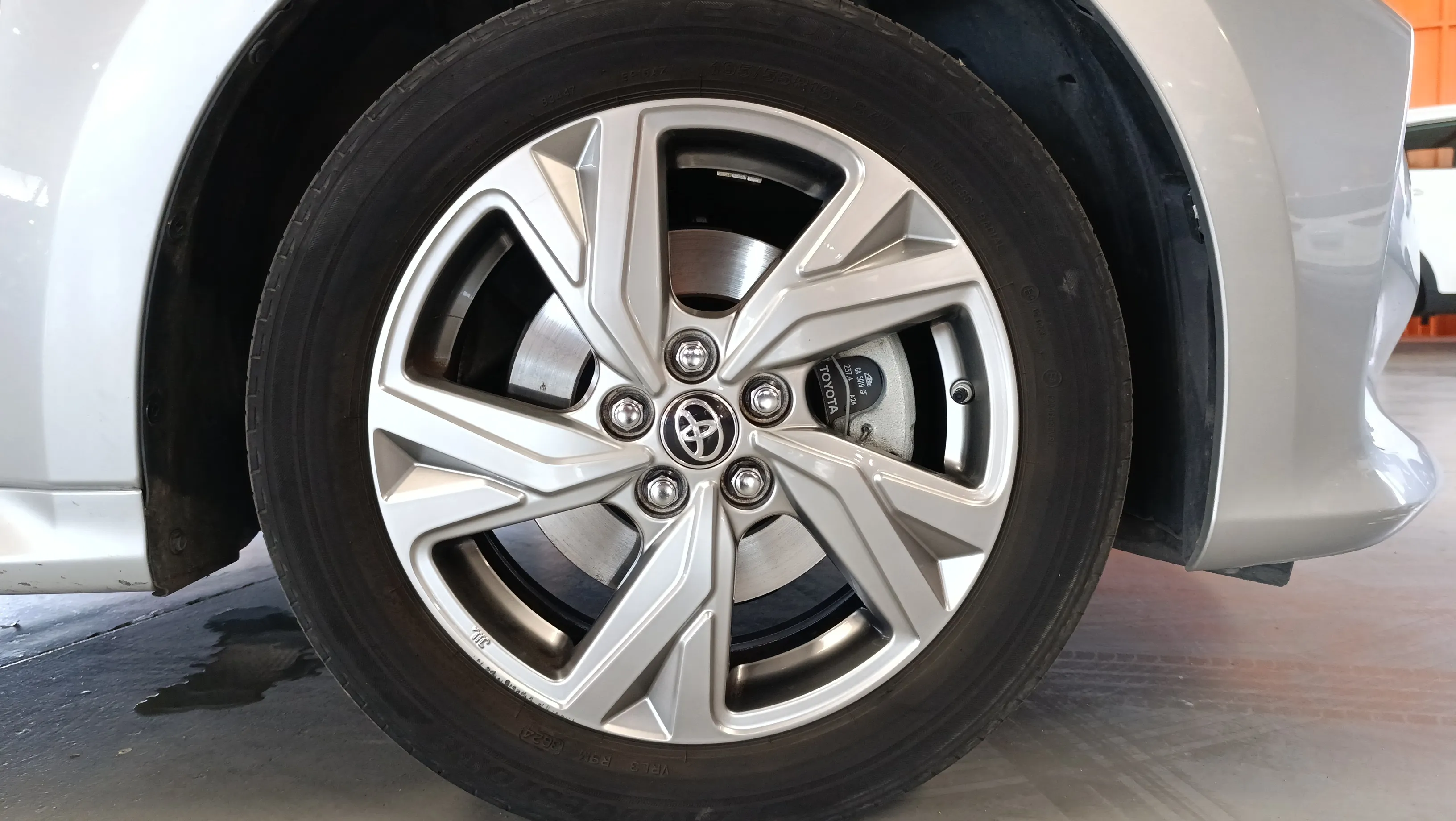 Toyota Yaris Active Plus 1.5 Hybrid AUT - foto 35