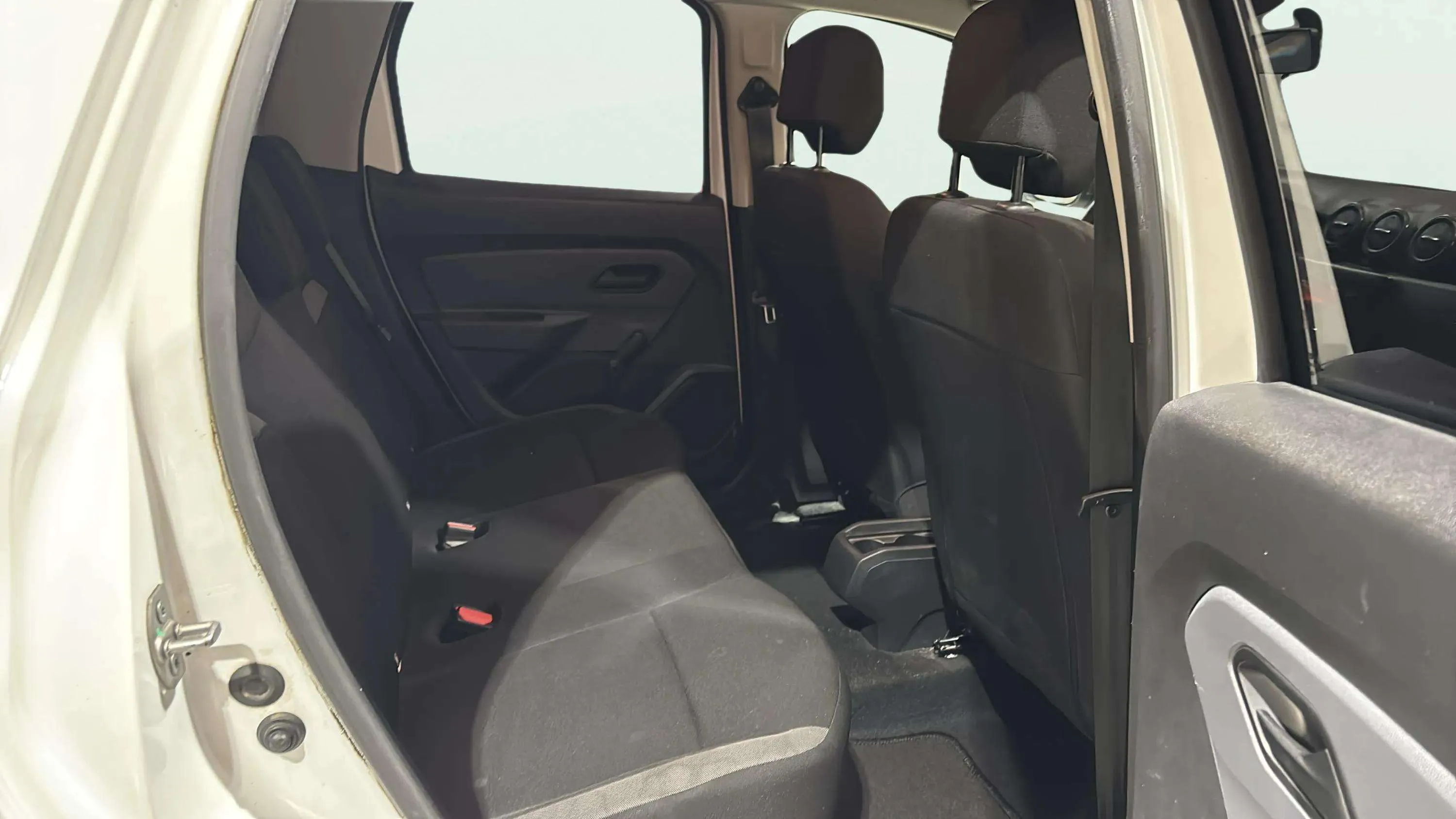 Dacia Duster Essential TCe GLP 4x2 - foto 21