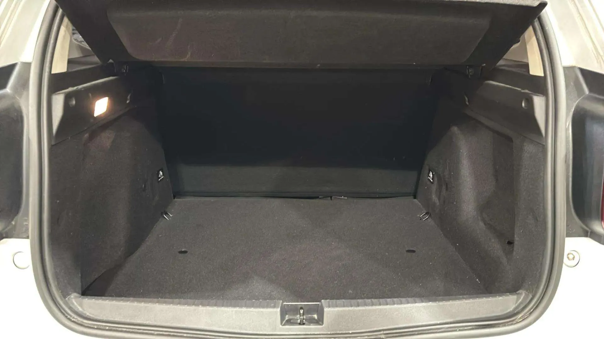Dacia Duster Essential TCe GLP 4x2 - foto 9