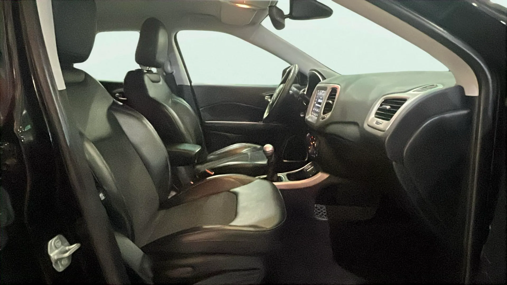 Jeep Compass 1.4 Mair Longitude 4x2 - foto 13