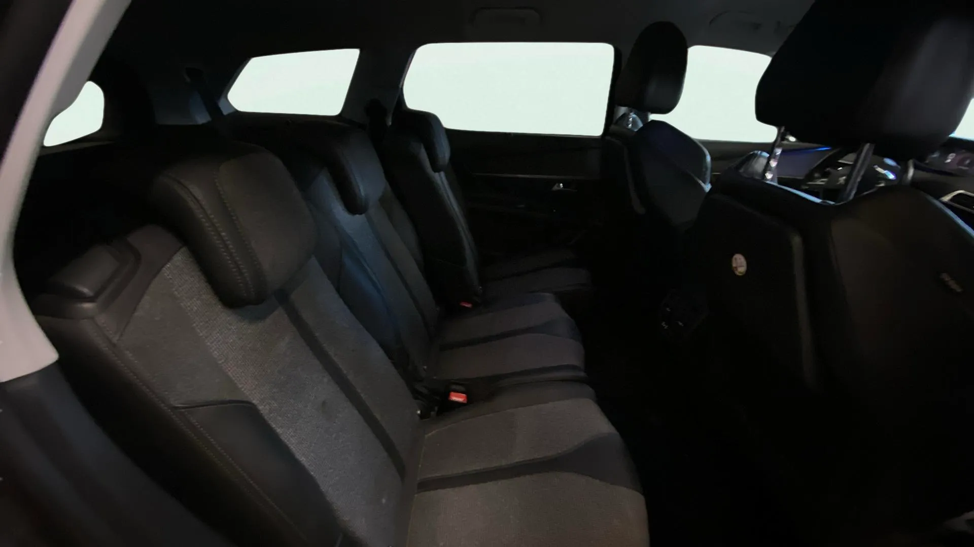 Peugeot 5008 Allure 1.5 BlueHDi 130 - foto 15
