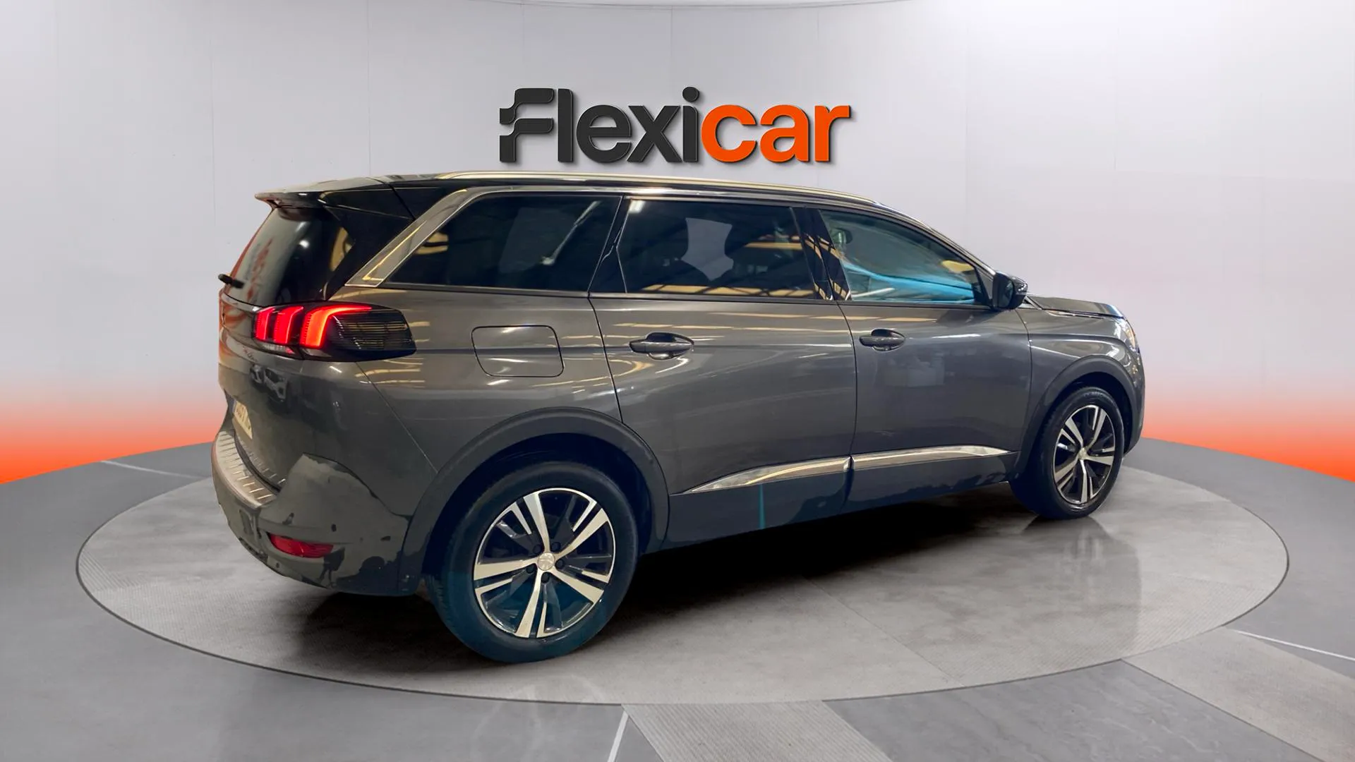 Peugeot 5008 Allure 1.5 BlueHDi 130 - foto 6