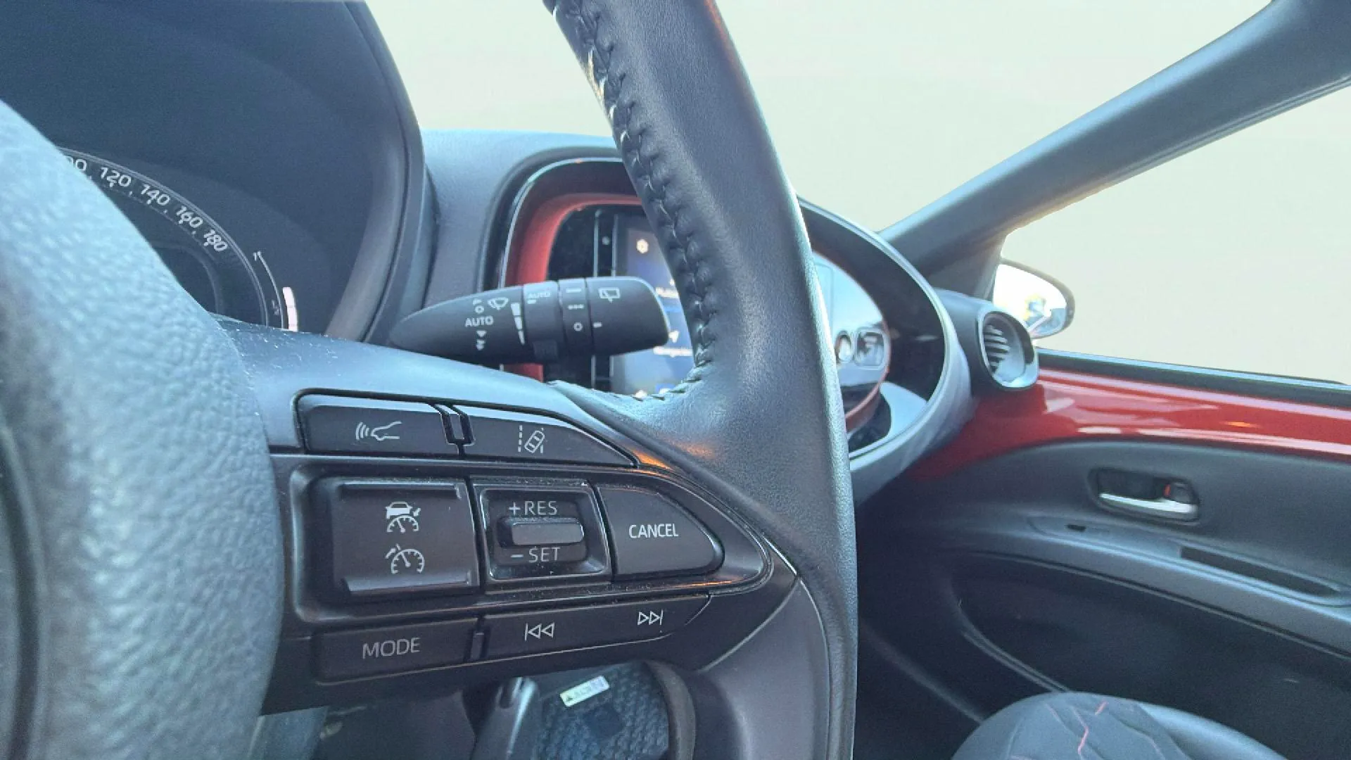 Toyota Aygo X 1.0 VVT-I Play - foto 17