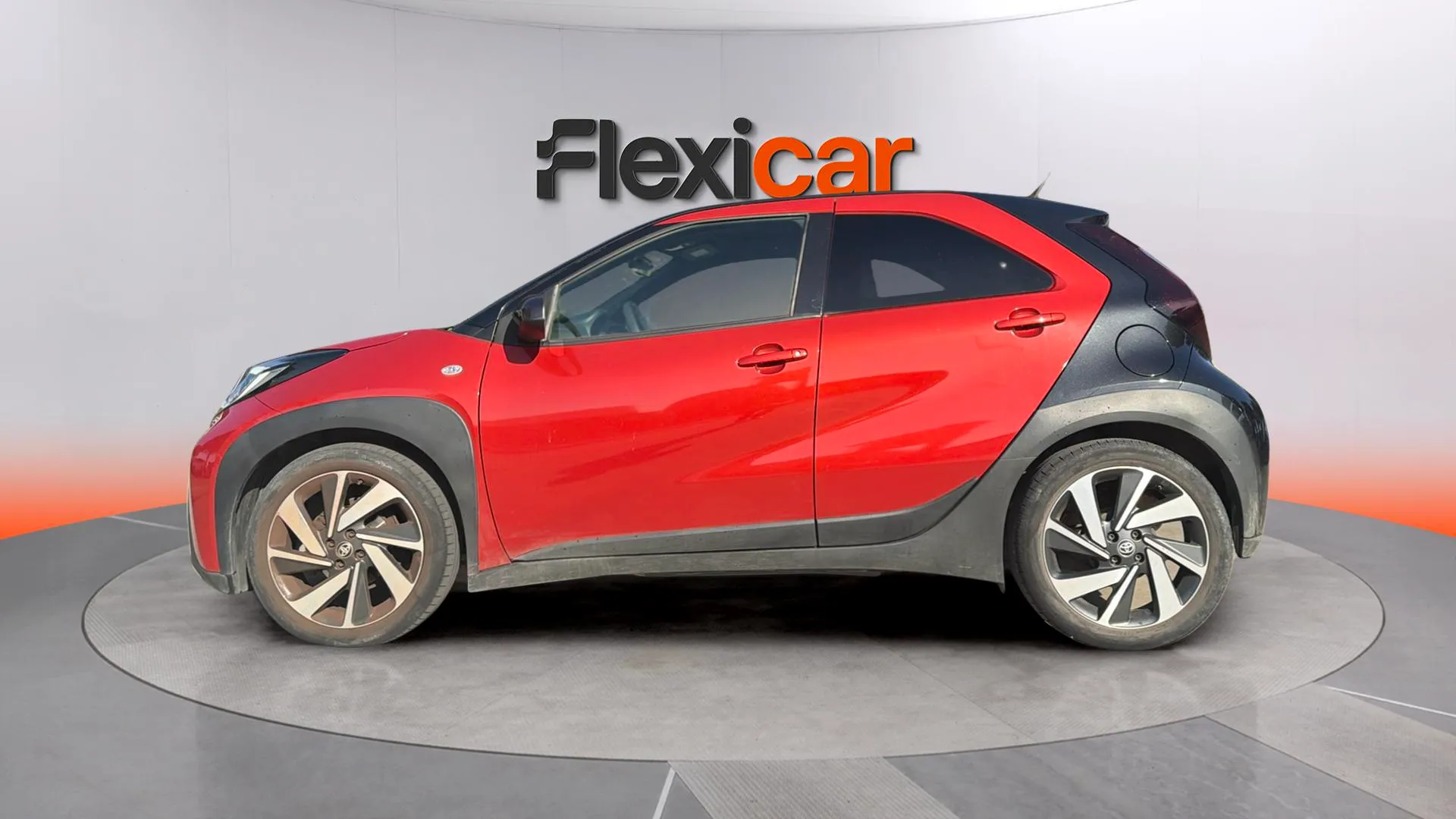 Toyota Aygo X 1.0 VVT-I Play - foto 4