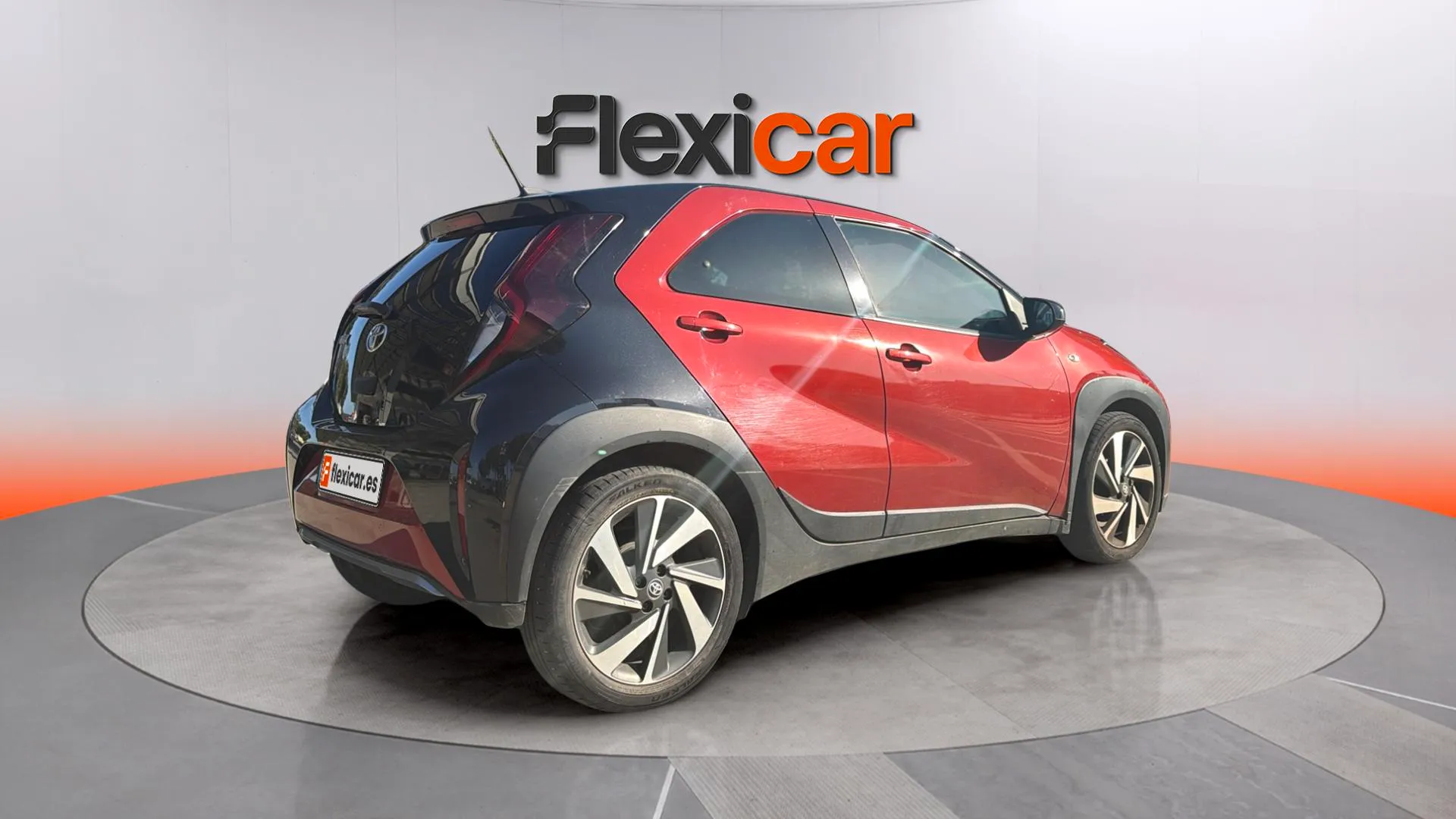 Toyota Aygo X 1.0 VVT-I Play - foto 7