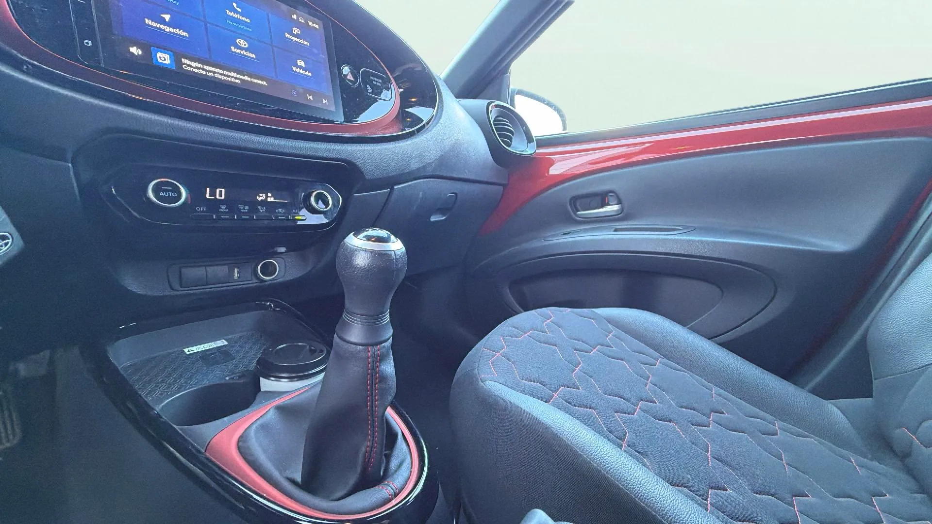 Toyota Aygo X 1.0 VVT-I Play - foto 29