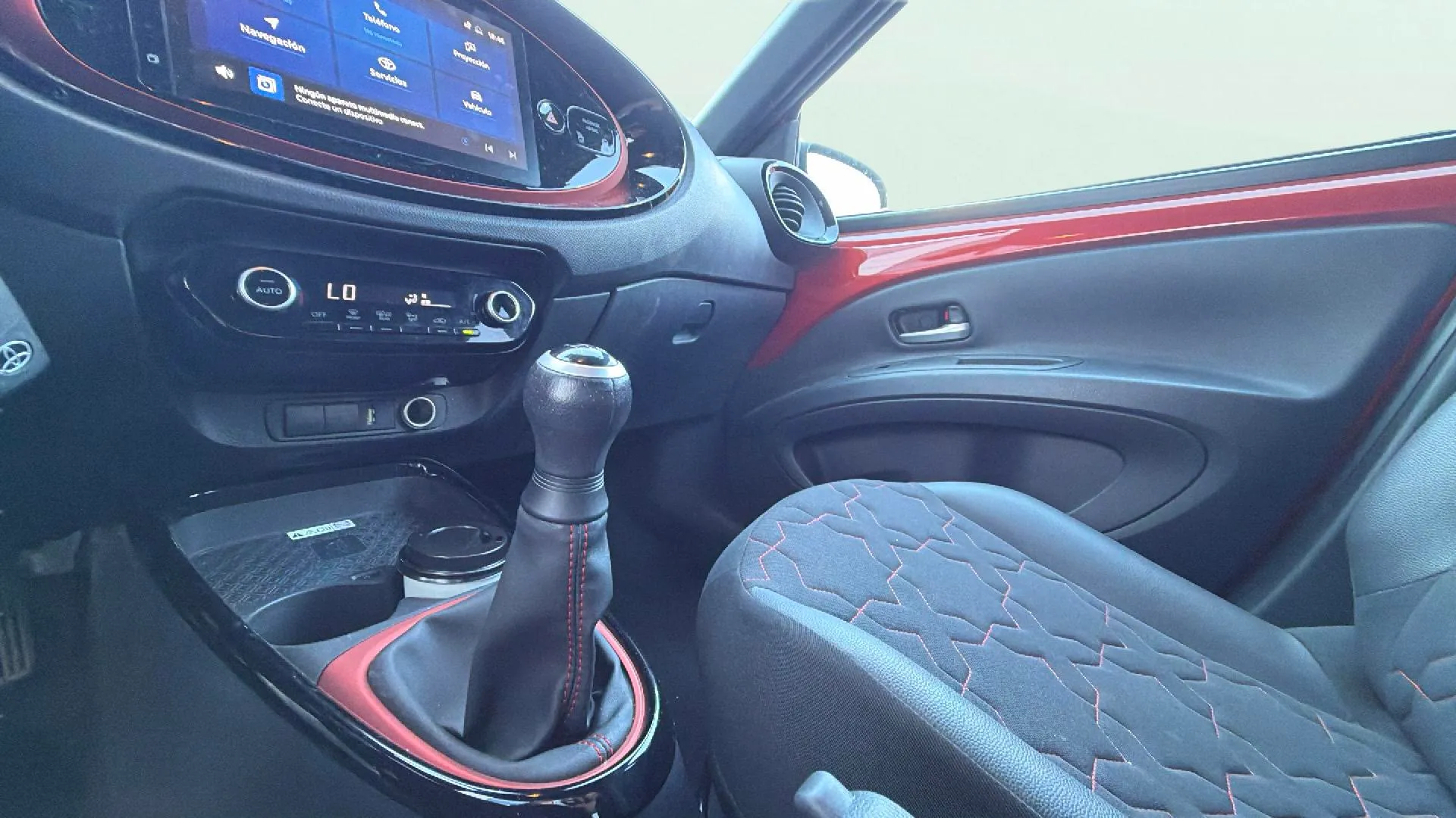 Toyota Aygo X 1.0 VVT-I Play - foto 27
