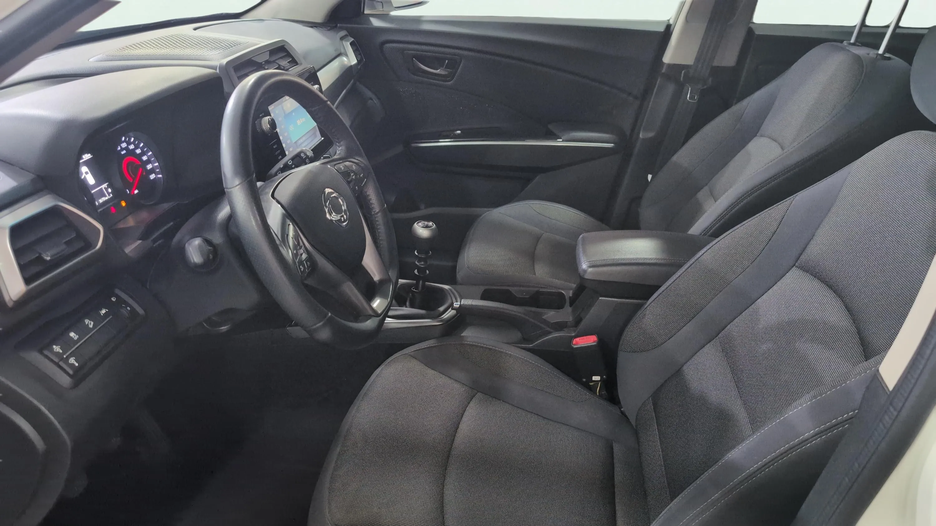 SsangYong Tivoli G15T LP Line - foto 13