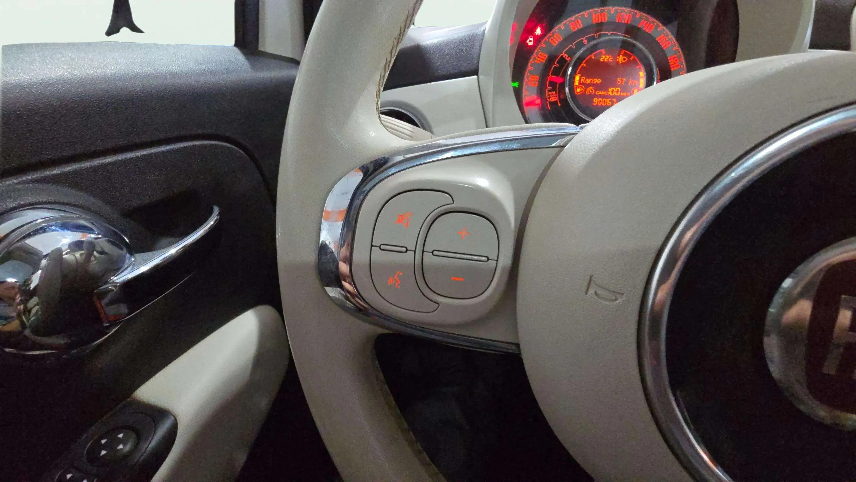 Fiat 500 Dolcevita 1.0 Hybrid - foto 26