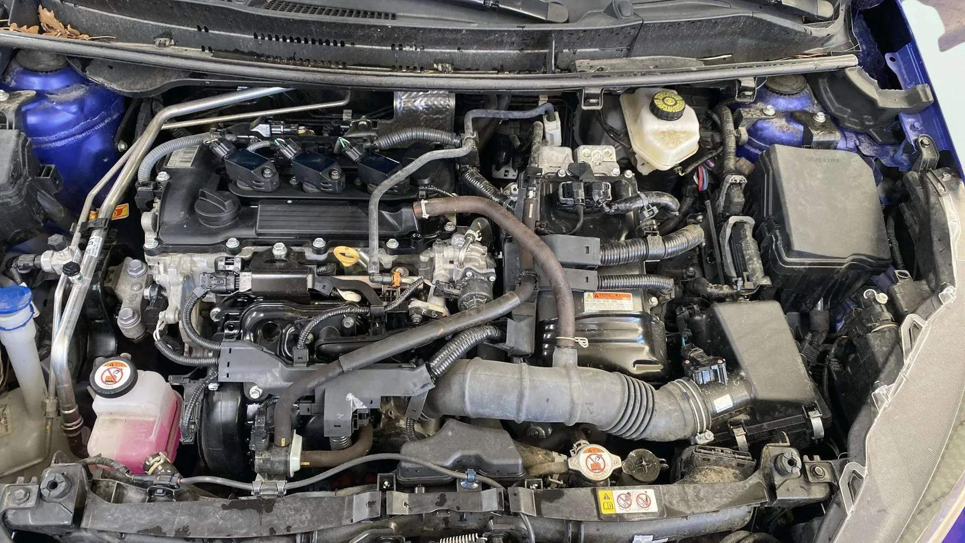 Toyota Yaris Active Plus 1.5 Hybrid AUT - foto 39