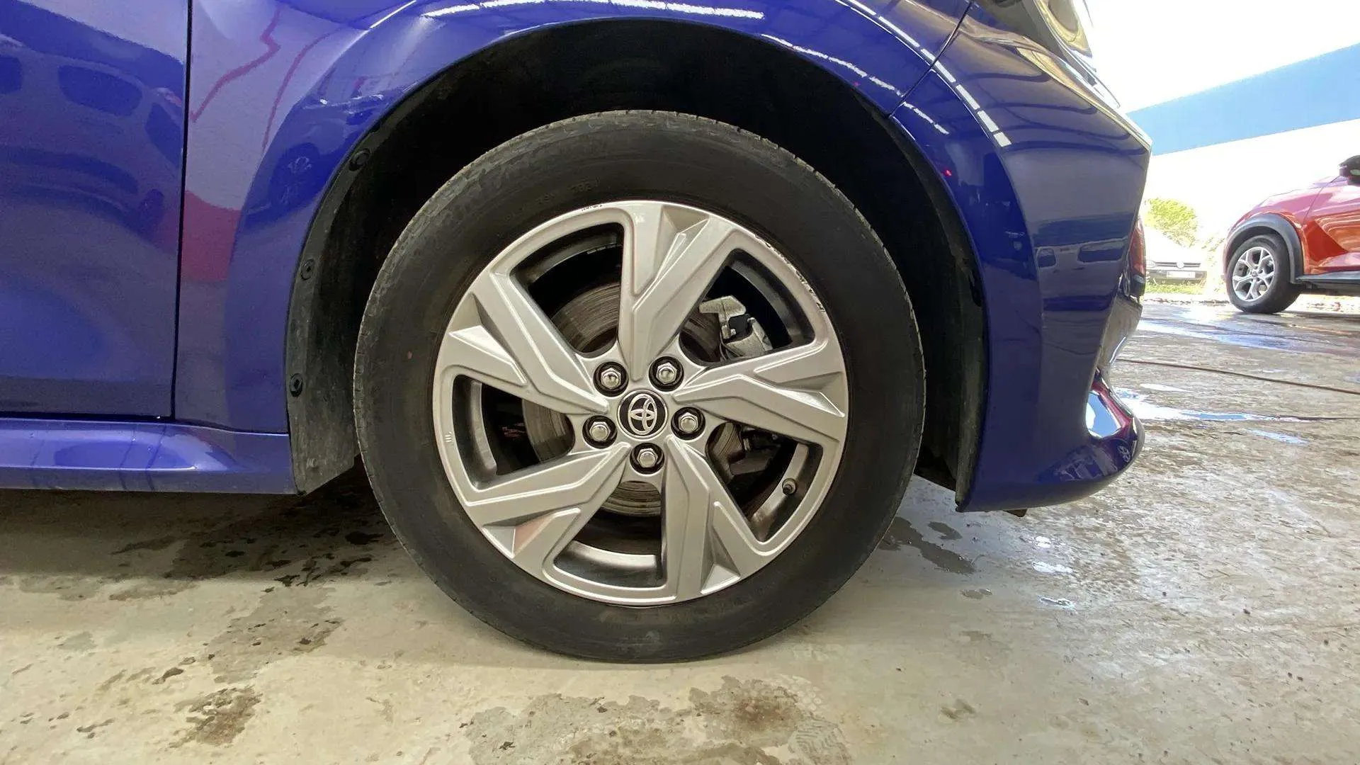 Toyota Yaris Active Plus 1.5 Hybrid AUT - foto 36