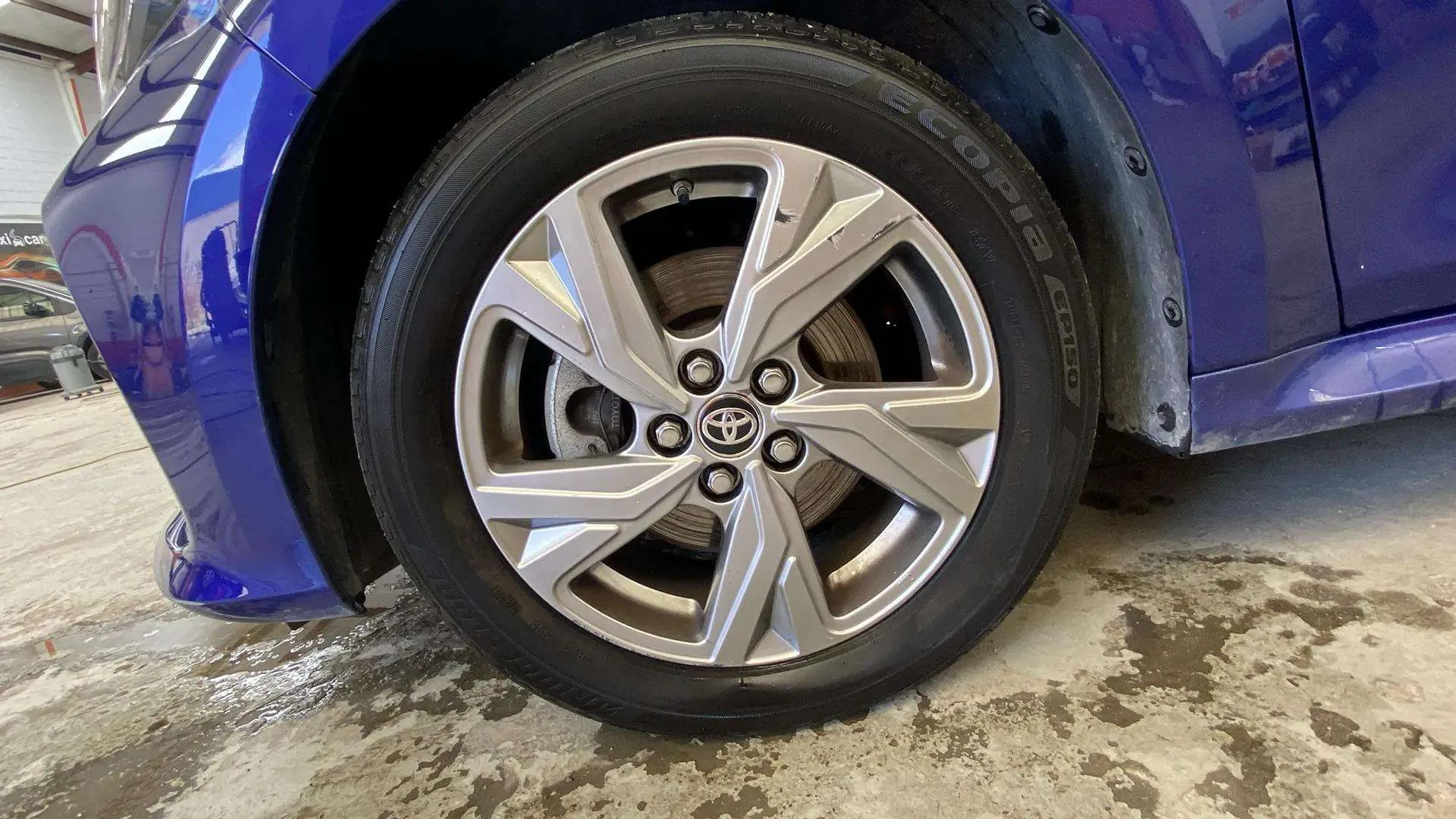 Toyota Yaris Active Plus 1.5 Hybrid AUT - foto 37