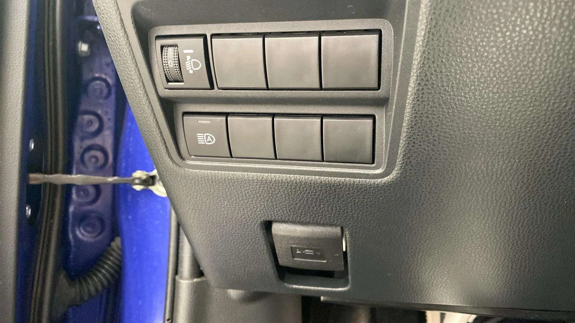 Toyota Yaris Active Plus 1.5 Hybrid AUT - foto 25