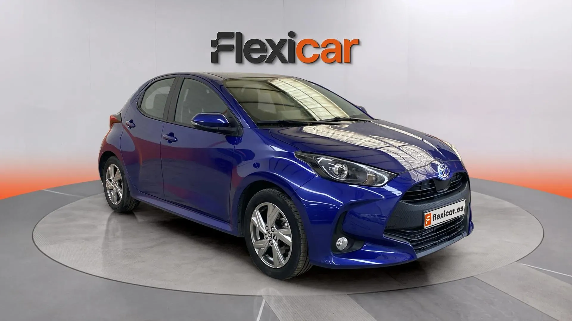 Toyota Yaris Active Plus 1.5 Hybrid AUT - foto 1