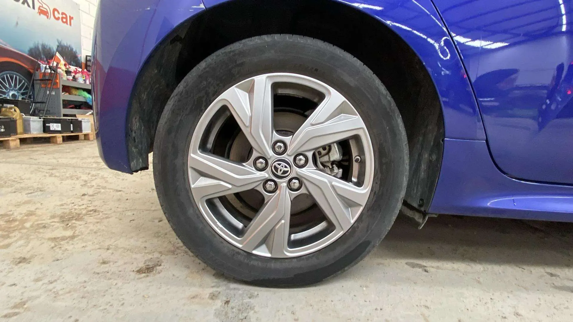 Toyota Yaris Active Plus 1.5 Hybrid AUT - foto 35