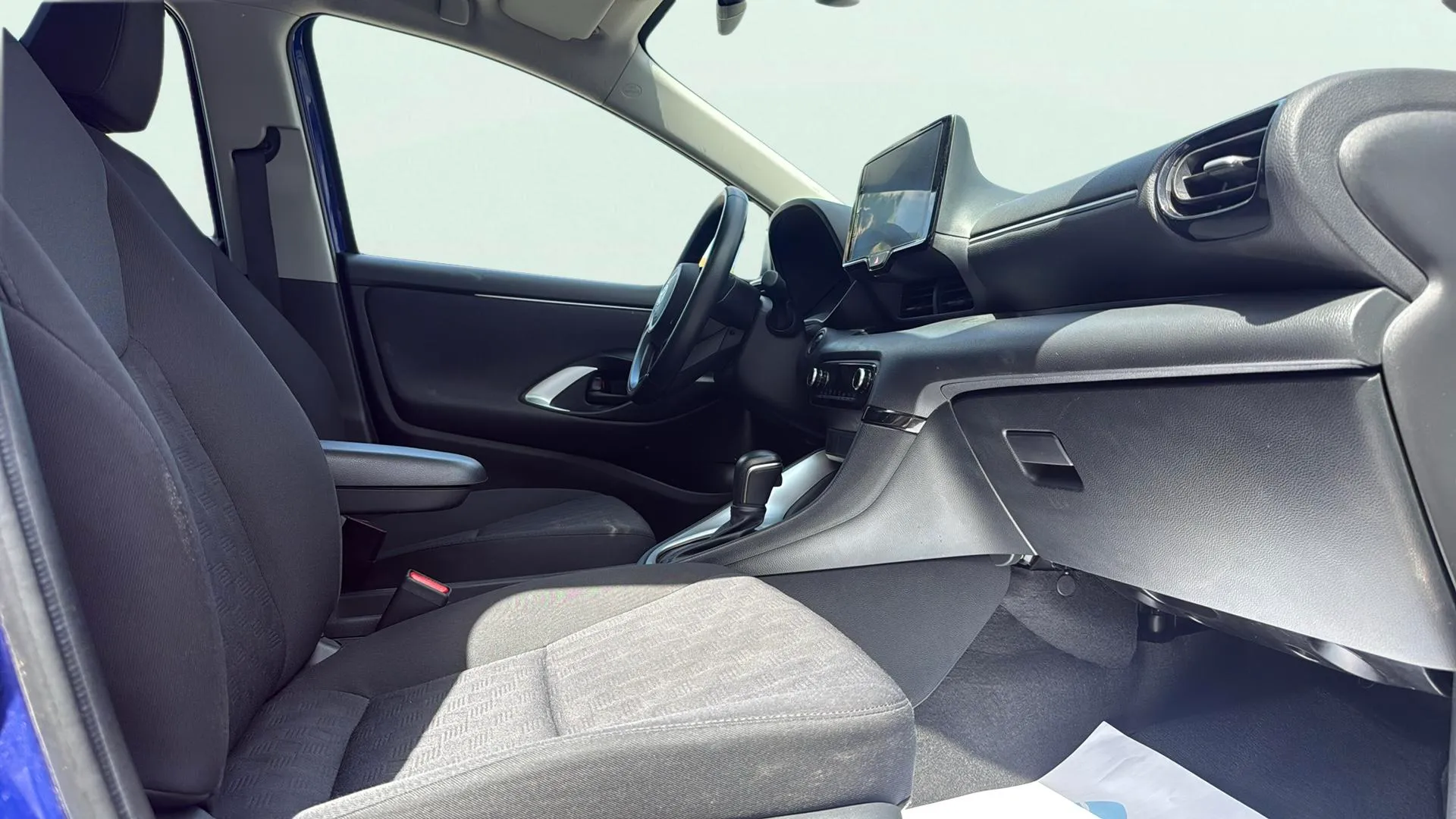 Toyota Yaris Active Plus 1.5 Hybrid AUT - foto 15