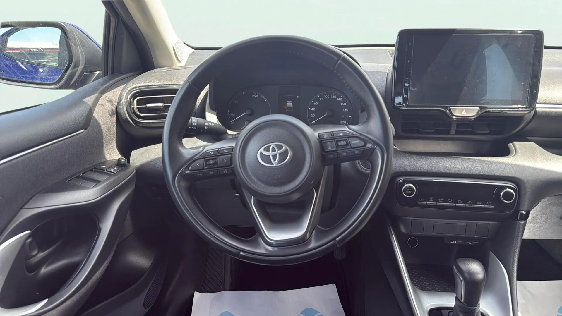 Toyota Yaris Active Plus 1.5 Hybrid AUT - foto 11