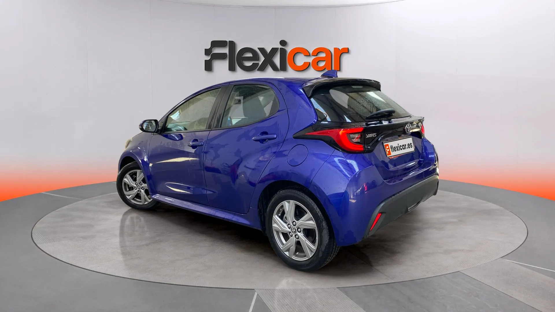 Toyota Yaris 1.5 120H Active Plus - foto 5