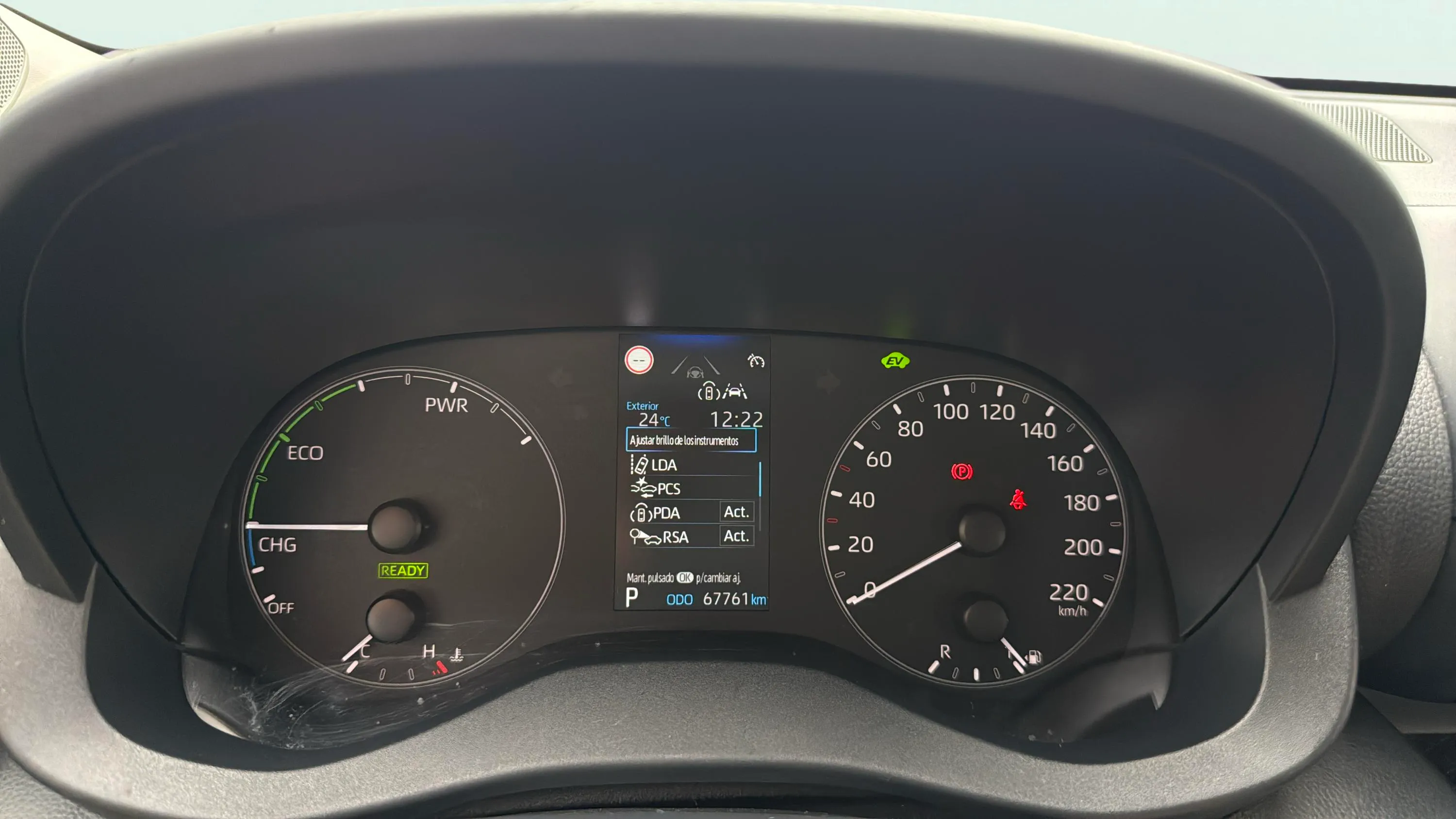 Toyota Yaris 1.5 120H Active Plus - foto 24