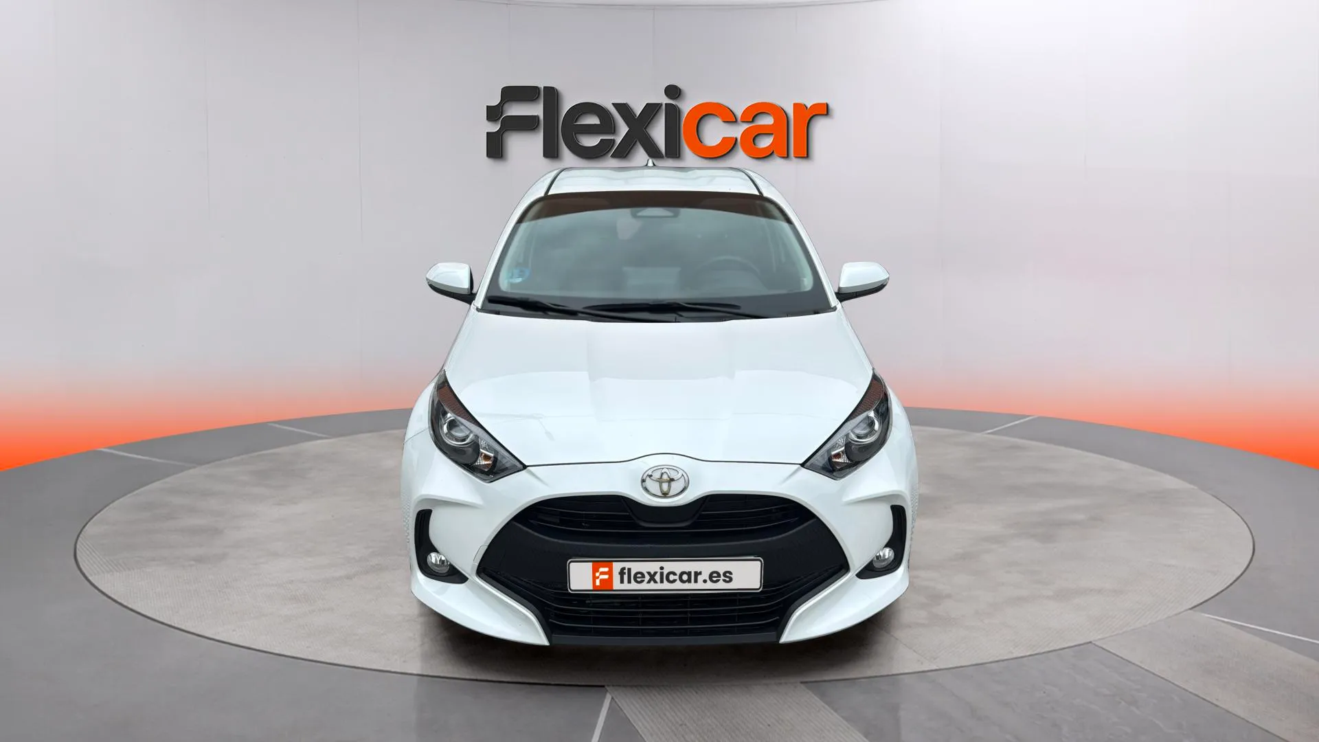 Toyota Yaris 1.5 120H Active Plus - foto 2