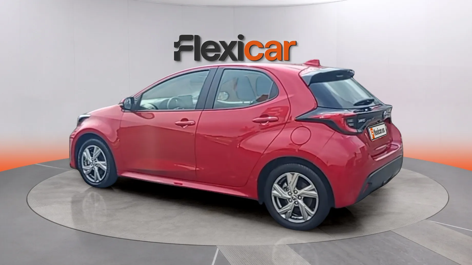 Toyota Yaris 1.5 120H Active Plus - foto 5