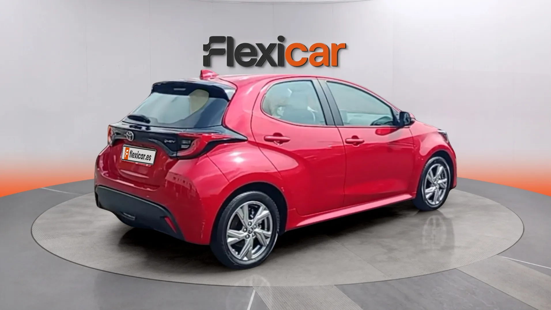 Toyota Yaris 1.5 120H Active Plus - foto 7